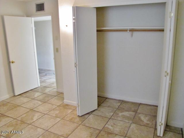 VISTA VILLAGE UNIT 5 - Residential Lease