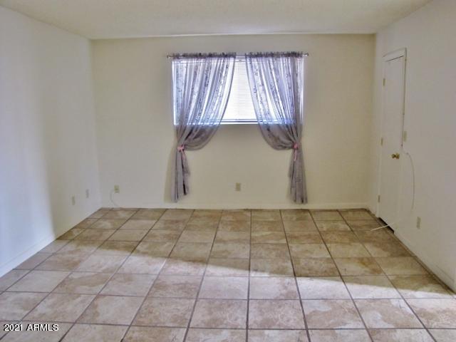 VISTA VILLAGE UNIT 5 - Residential Lease