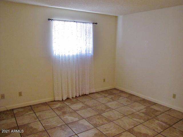VISTA VILLAGE UNIT 5 - Residential Lease