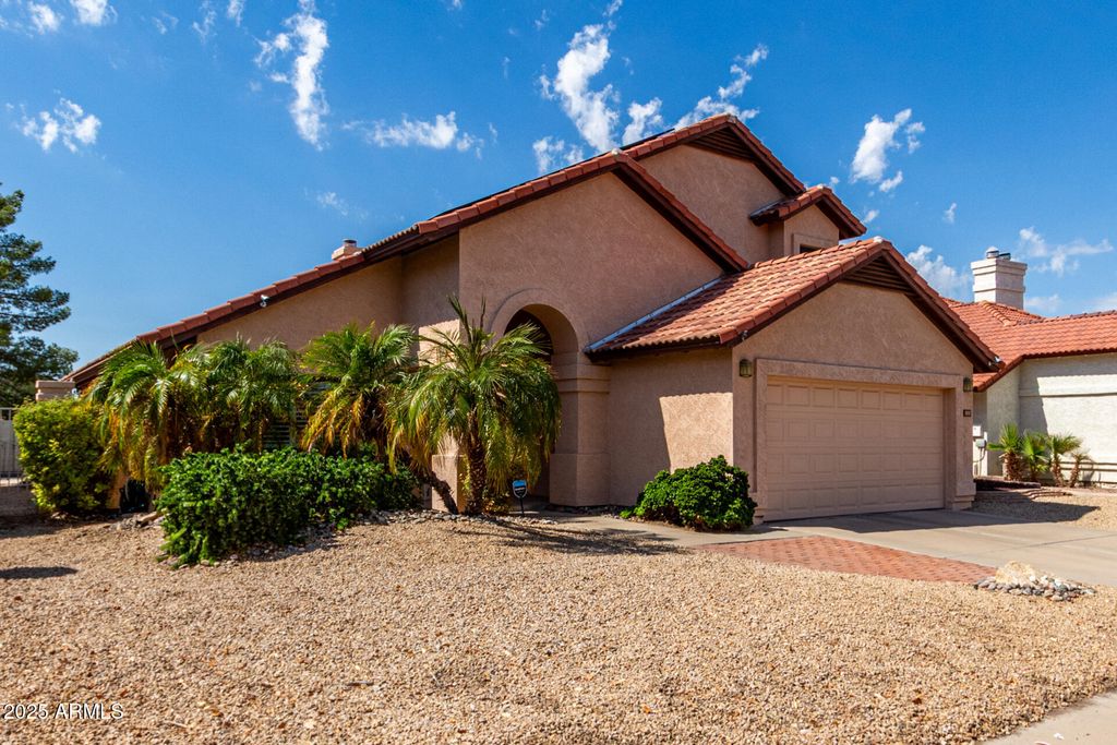 Photo of 18666 N 70th Drive, Glendale, AZ 85308 (MLS # 6926674)