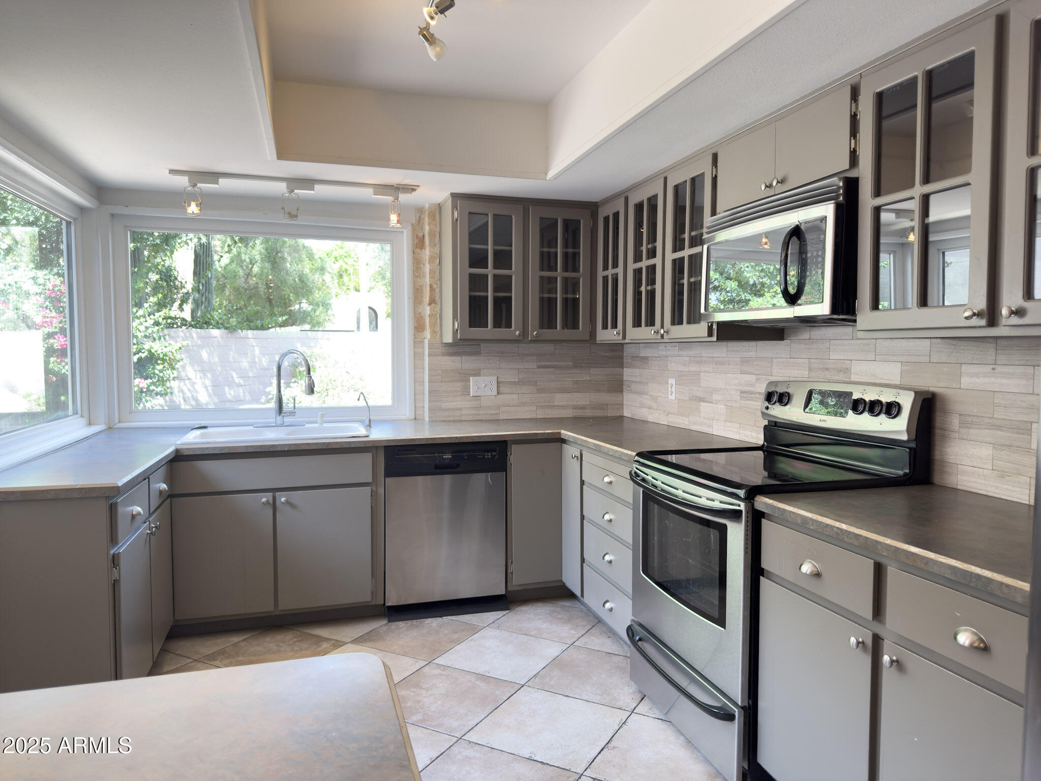 7770 E CAMELBACK Road 23