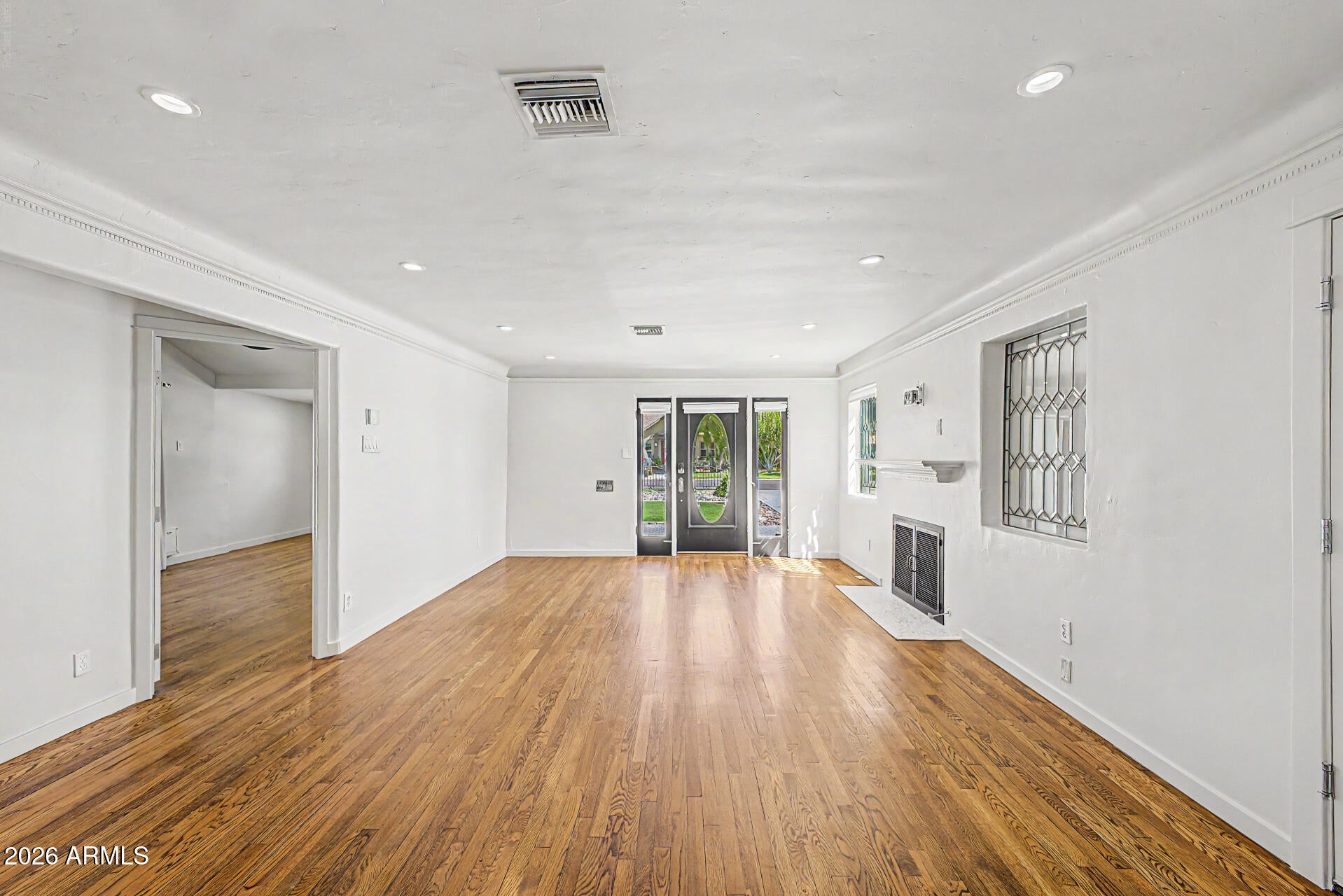 521 W MARIPOSA Street Main