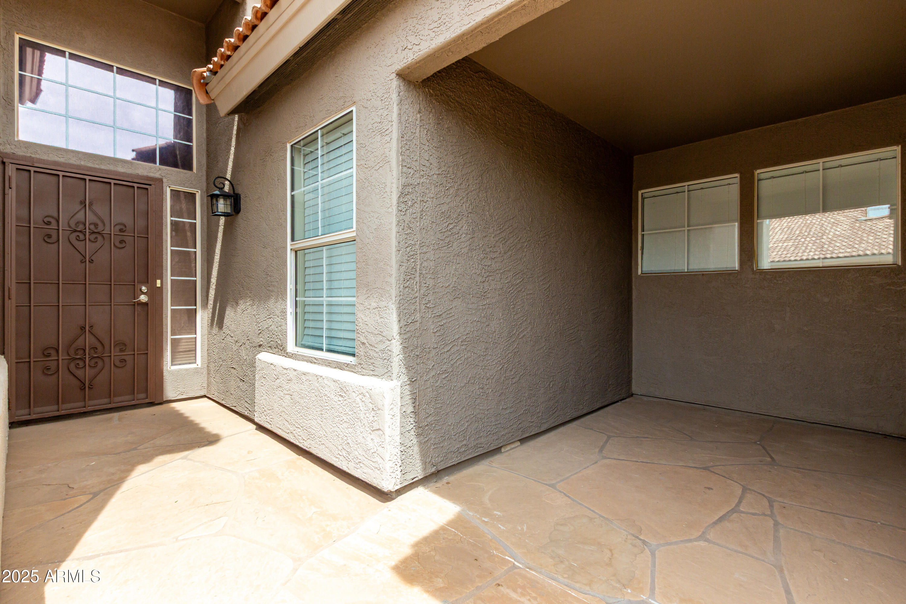 6014 E SAYAN Circle