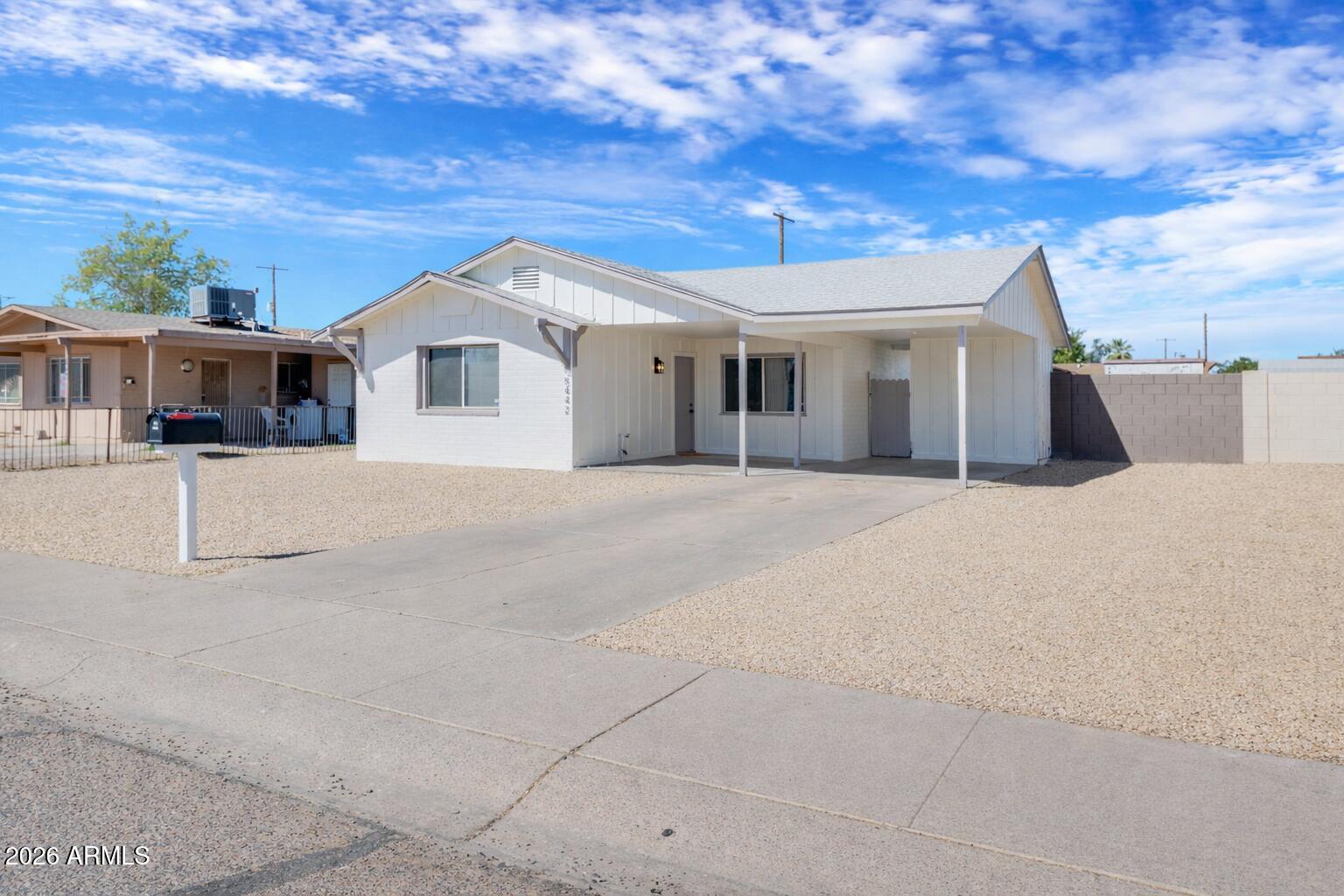 5442 W EDGEMONT Avenue