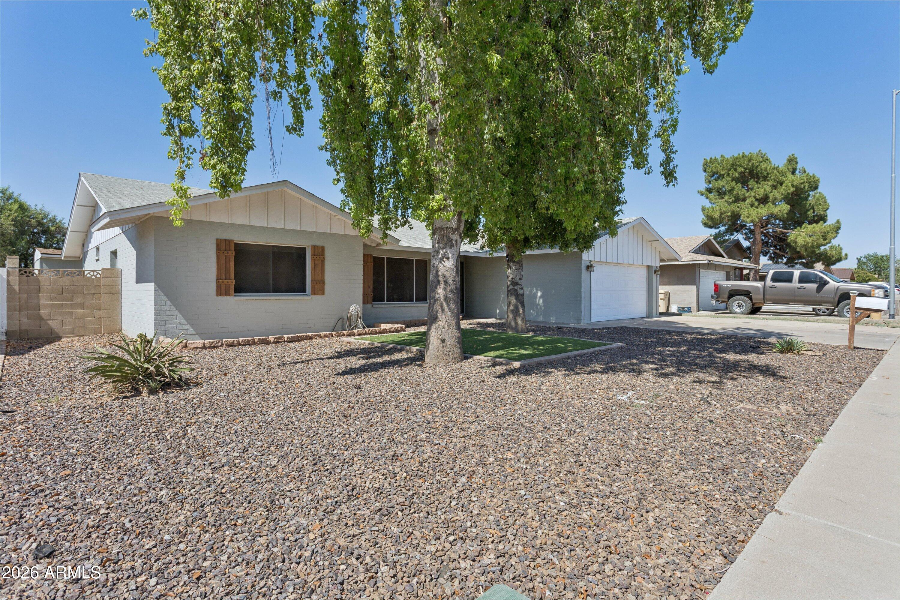5214 W REDFIELD Road