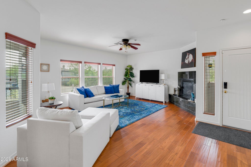 Photo of 33550 N Dove Lakes Drive #Unit 2027, Cave Creek, AZ 85331 (MLS # 7063924)