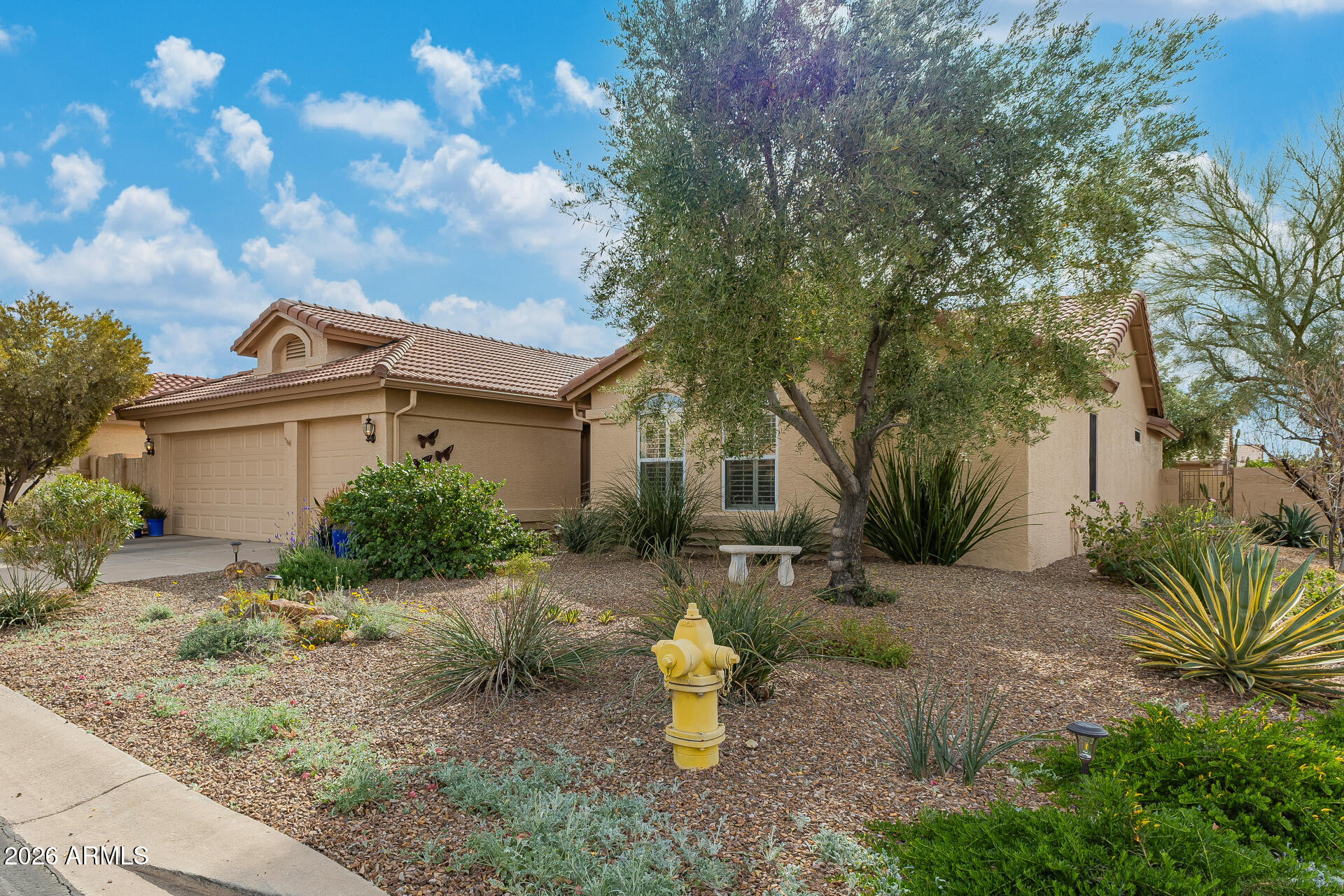 9221 E ROCKY LAKE Drive