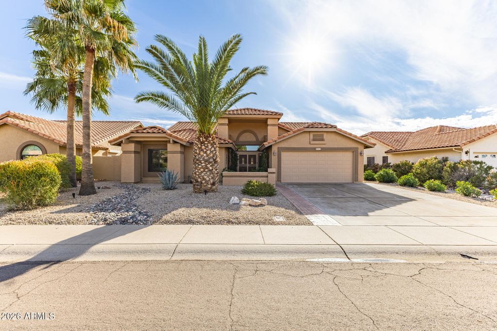 Photo of 9251 W Oraibi Drive, Peoria, AZ 85382 (MLS # 6963390)