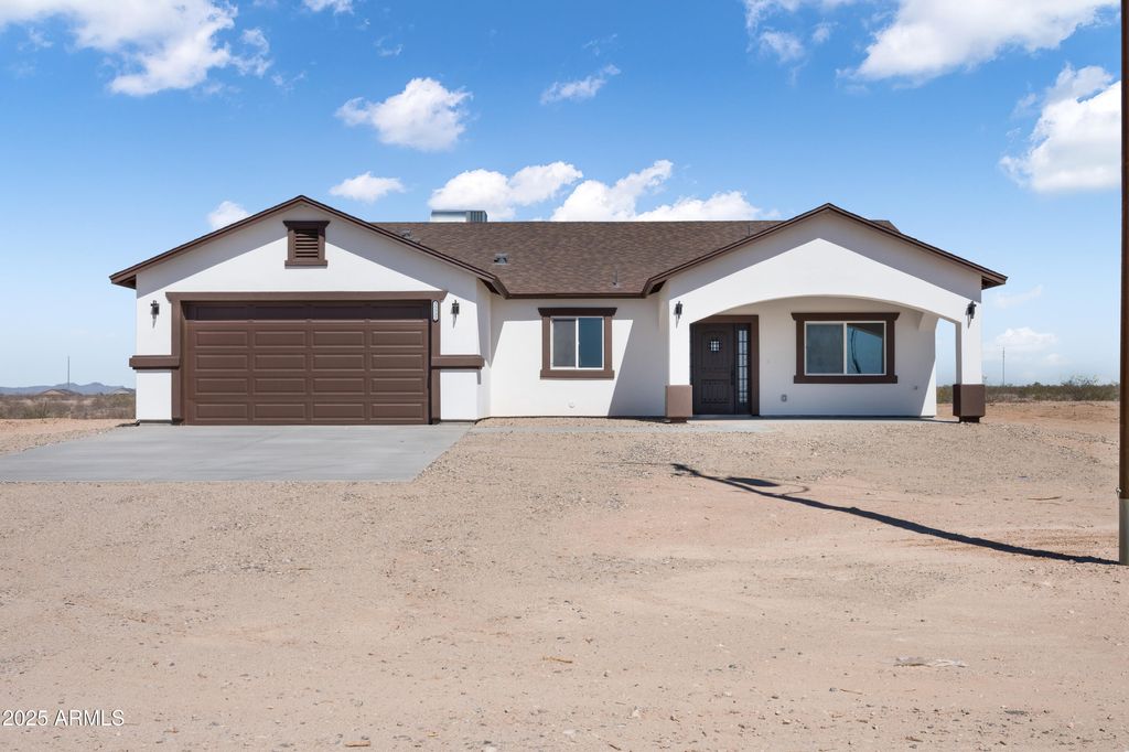 Photo of 35532 W Chipman Road, Tonopah, AZ 85354 (MLS # 6929902)