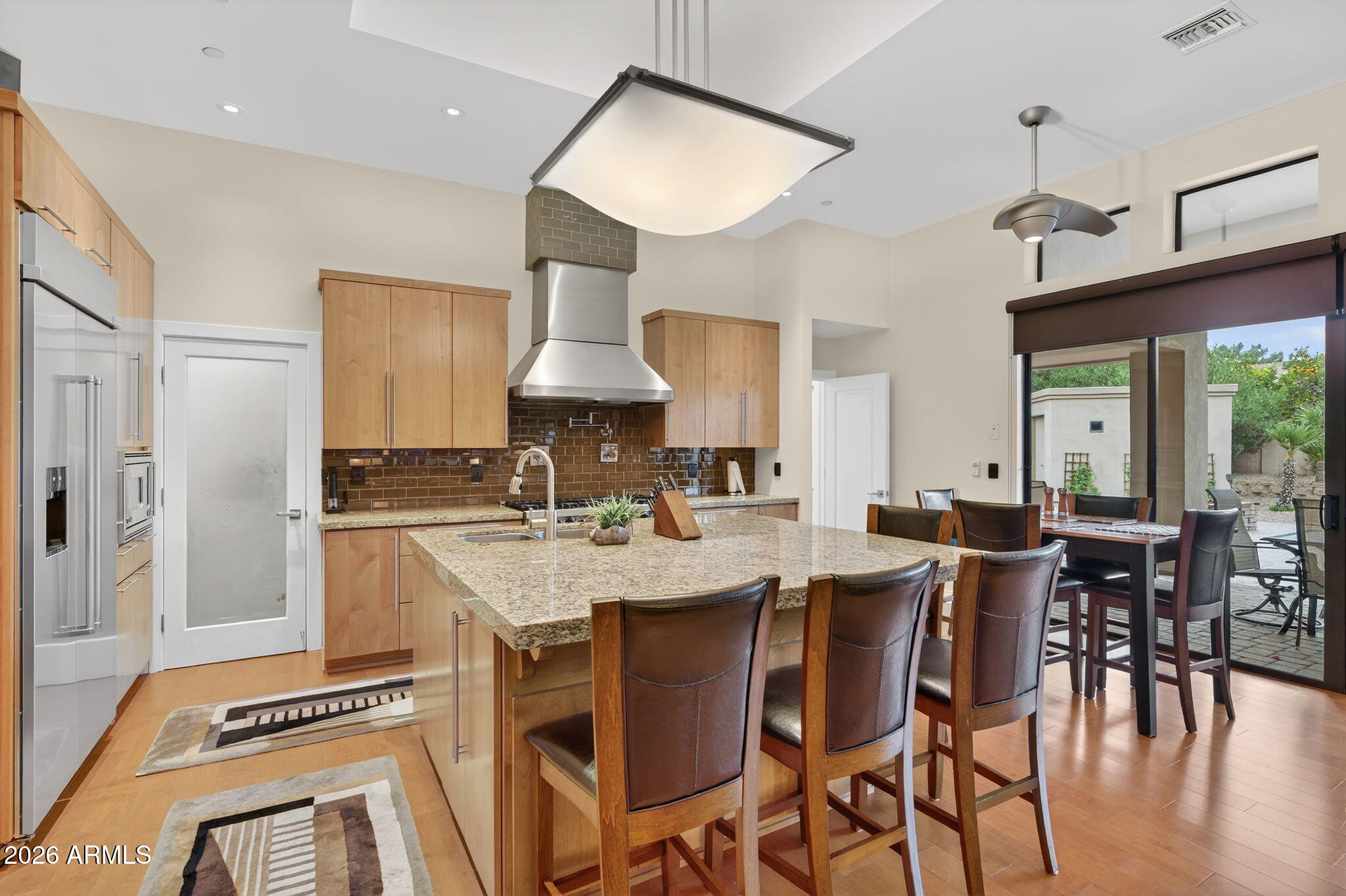 8716 E VIA DE LA LUNA --