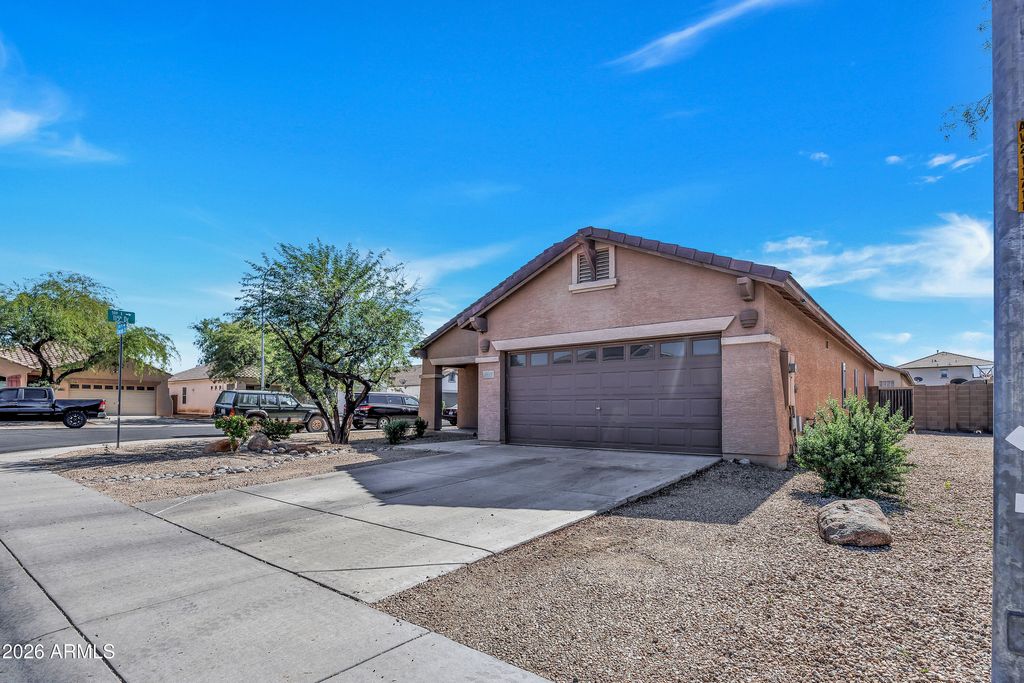 Photo of 11555 W Lincoln Street, Avondale, AZ 85323 (MLS # 6981166)