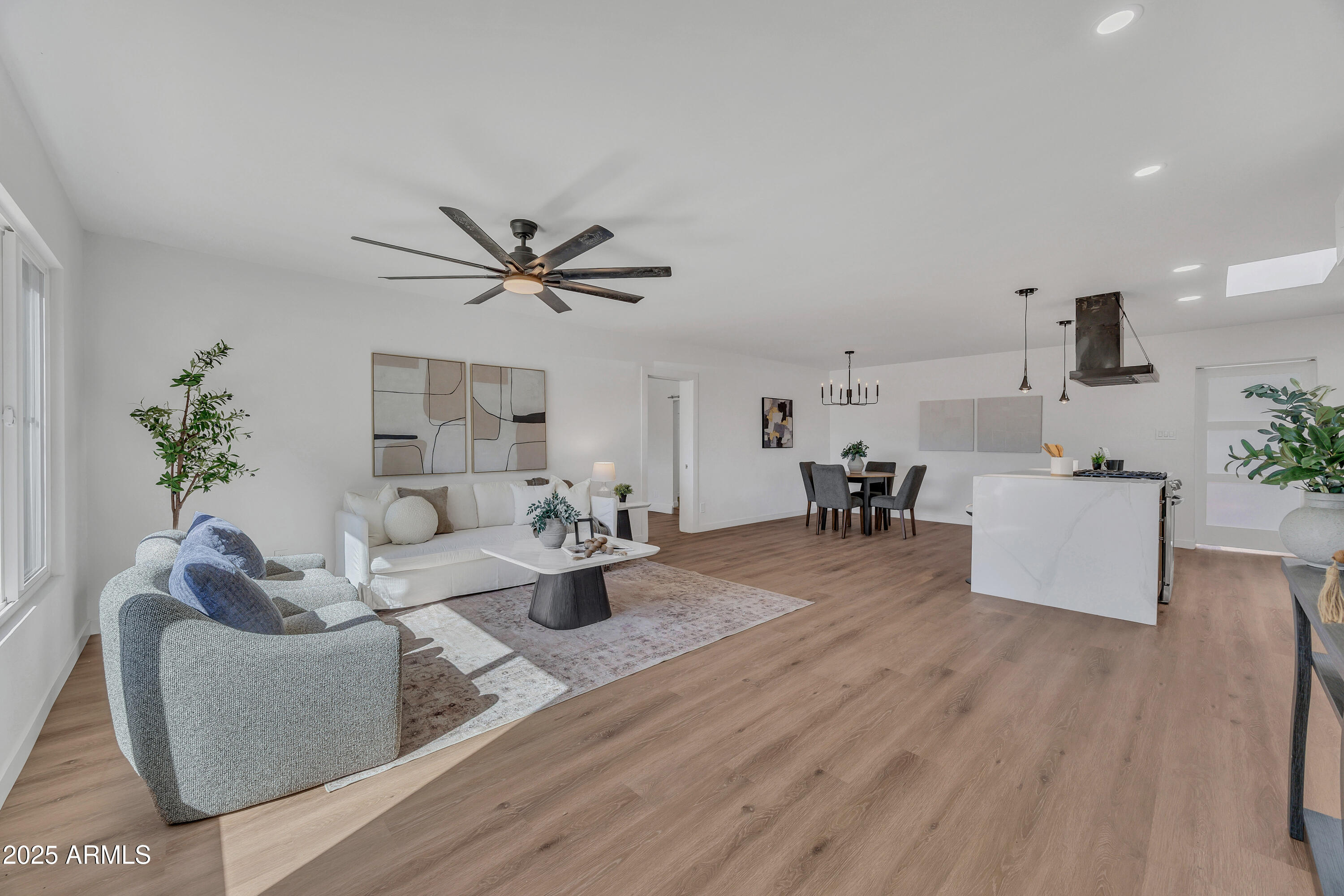 3930 W STELLA Lane