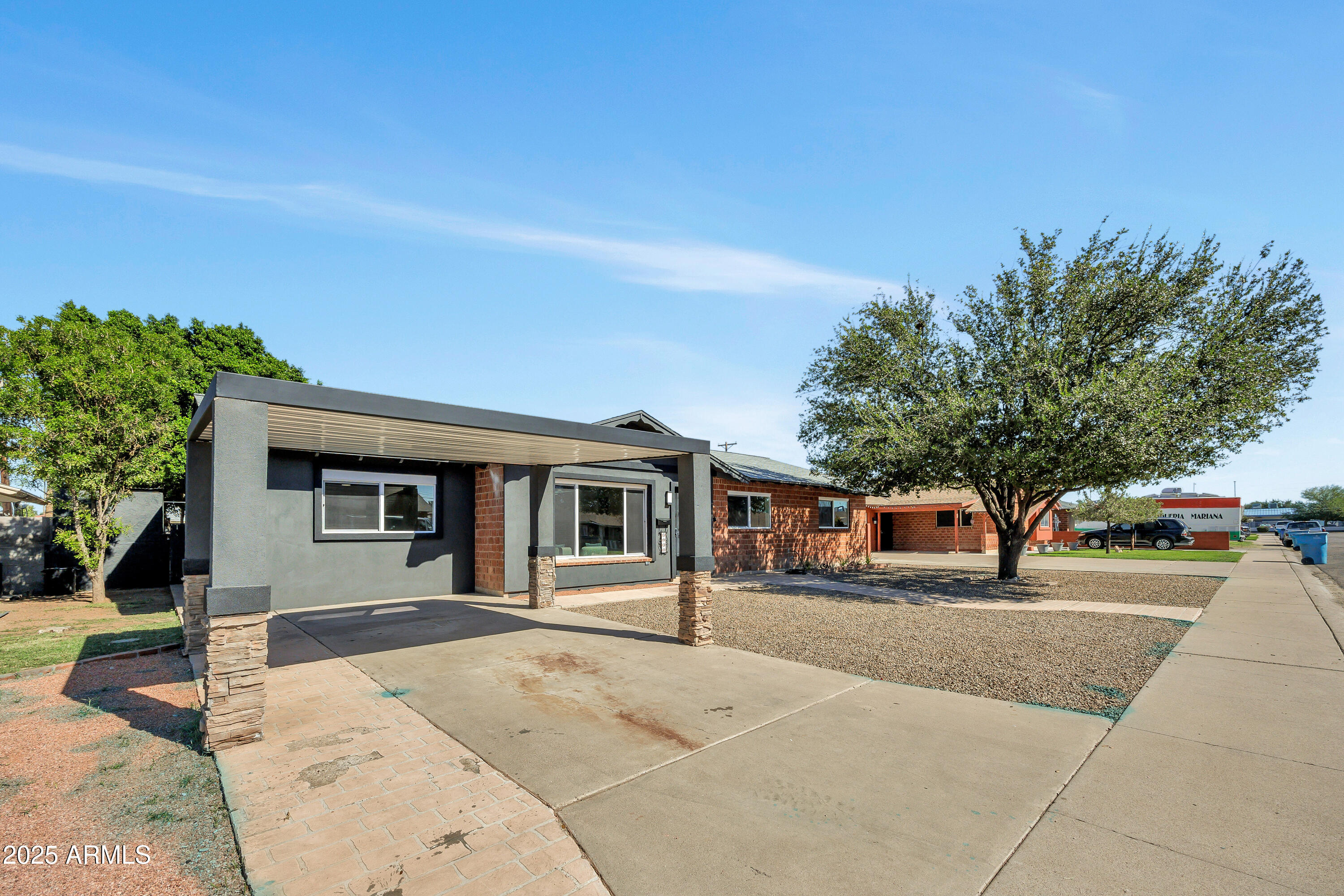 3930 W STELLA Lane