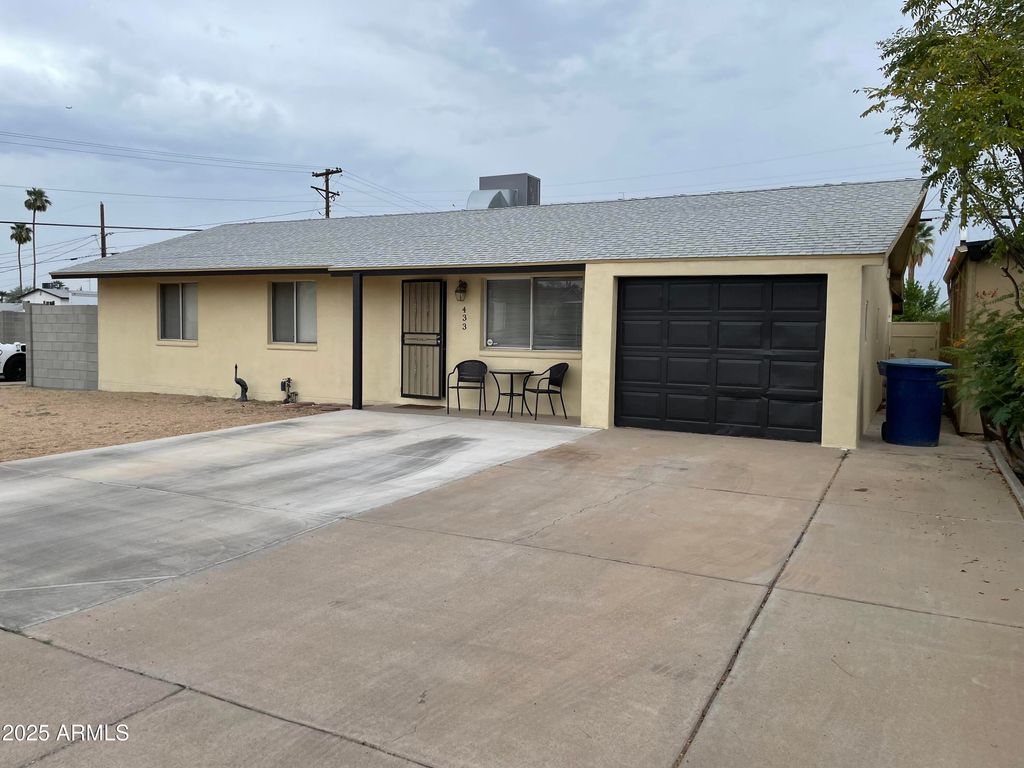 Photo of 433 E Taylor Street, Tempe, AZ 85288 (MLS # 6925891)
