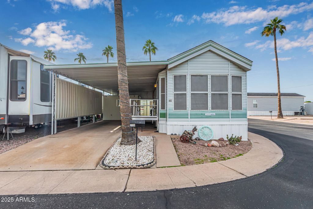 Photo of 2929 E Main Street #708, Mesa, AZ 85213 (MLS # 6952013)