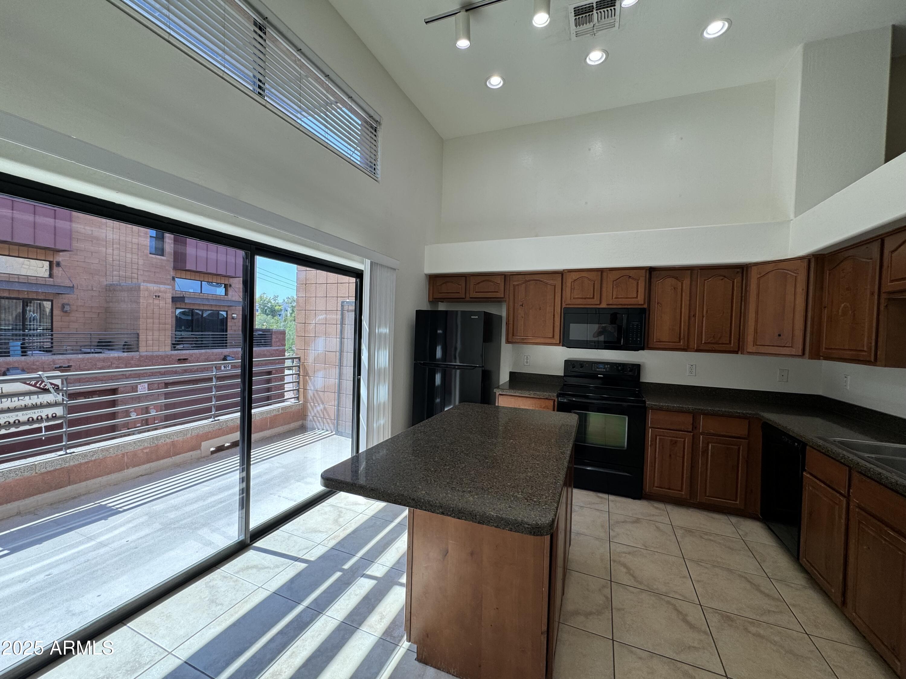 305 S Wilson Street Unit 111