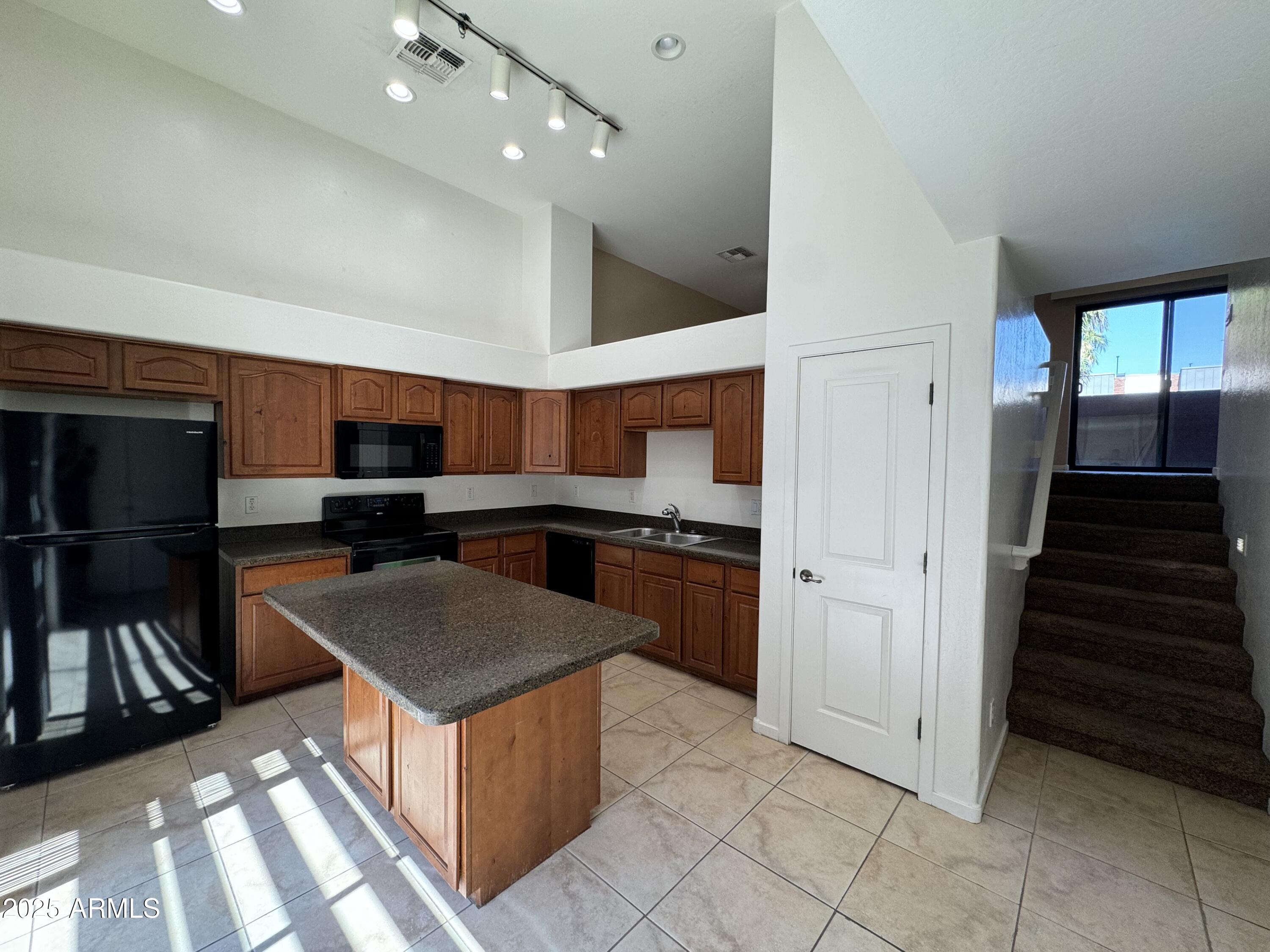 305 S Wilson Street Unit 111