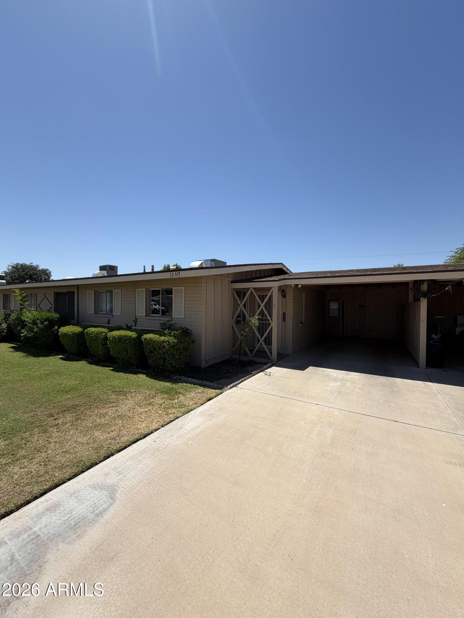 10511 W CLAIR Drive