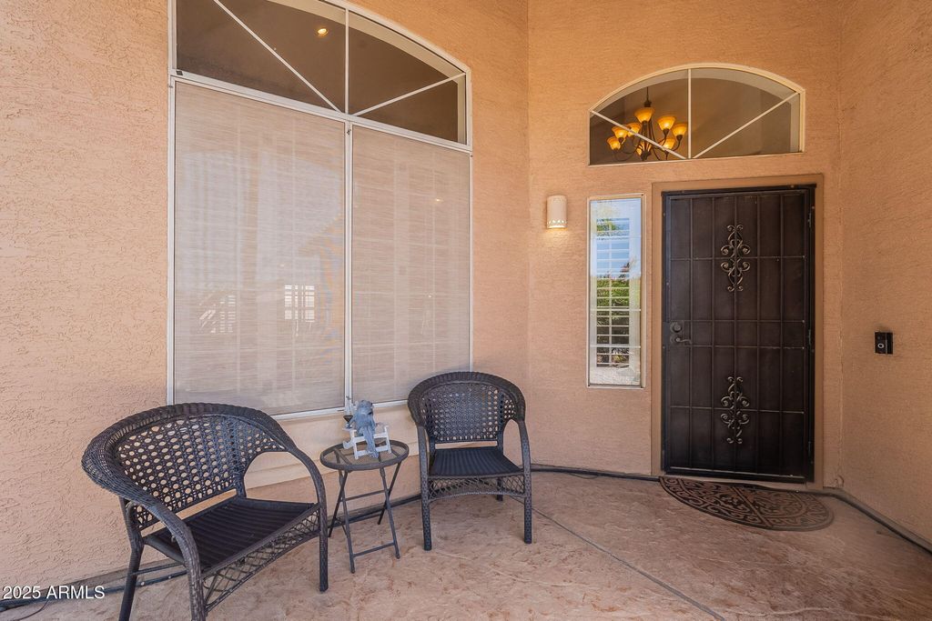 Photo of 1125 S Larkspur Street, Gilbert, AZ 85296 (MLS # 6920733)