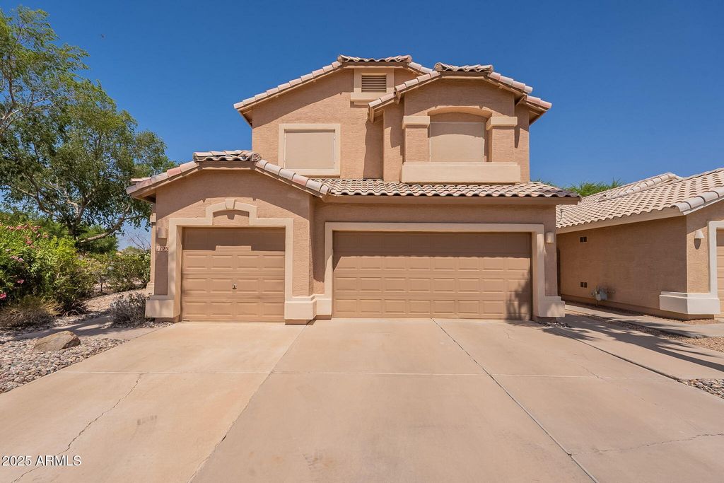Photo of 1125 S Larkspur Street, Gilbert, AZ 85296 (MLS # 6920733)