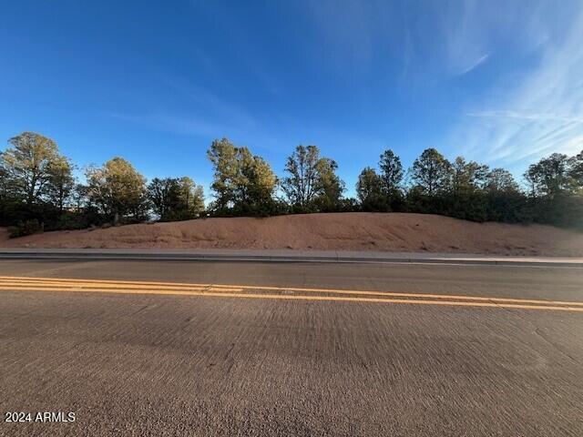 1900 E Highlands Way -