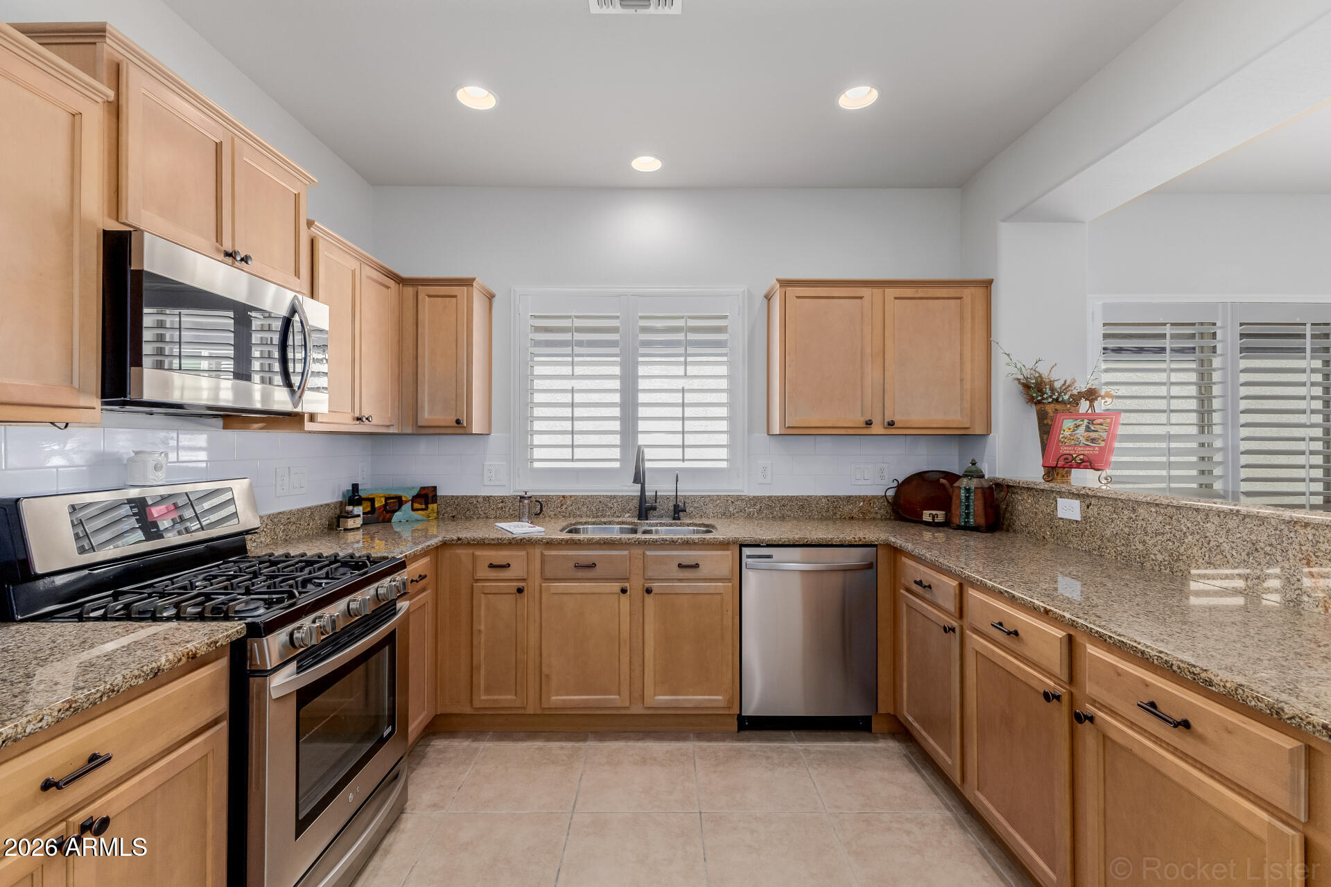 7225 W PLEASANT OAK Way