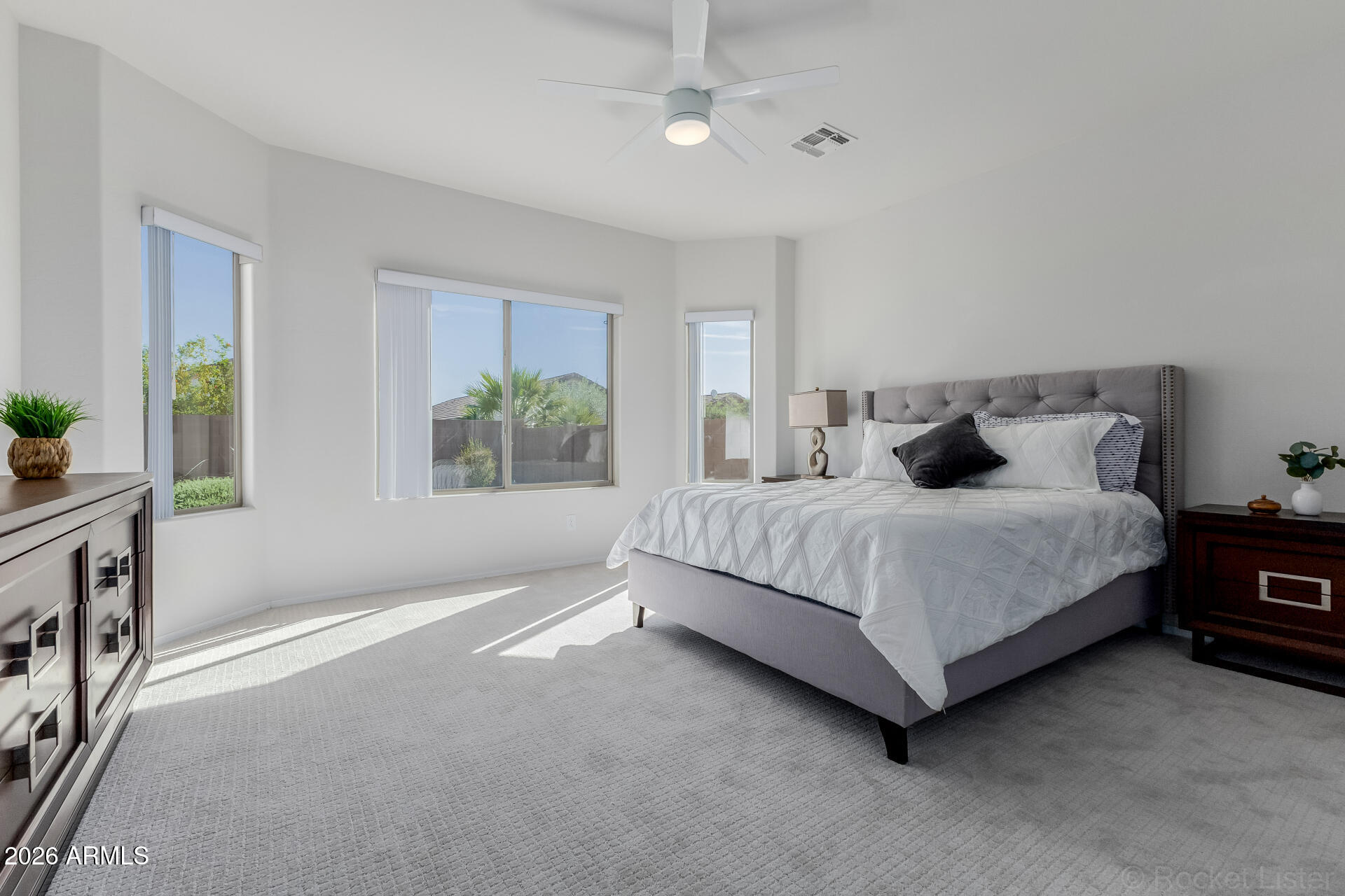 7225 W PLEASANT OAK Way