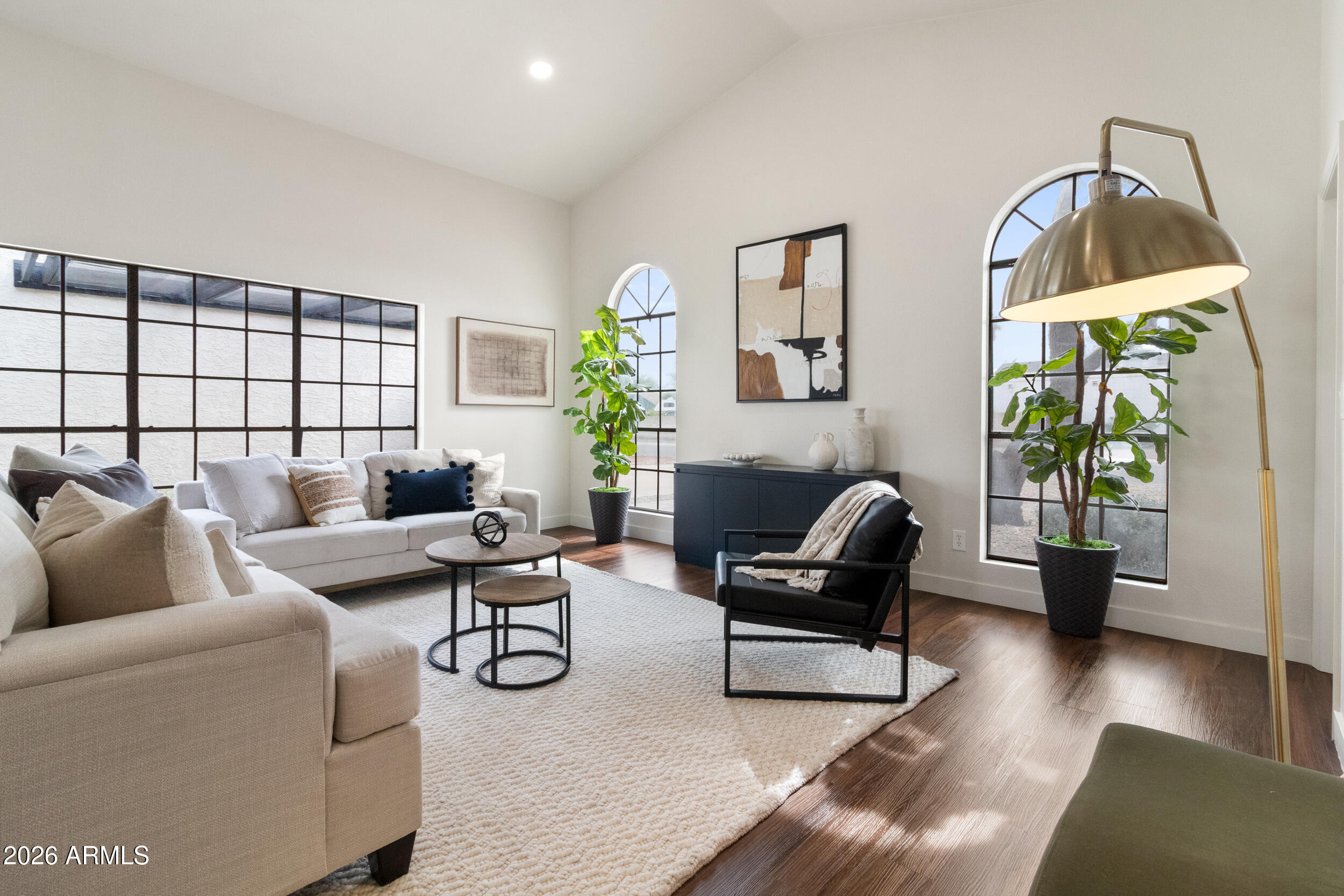SARATOGA SQUARE MCR 215-4 - Residential
