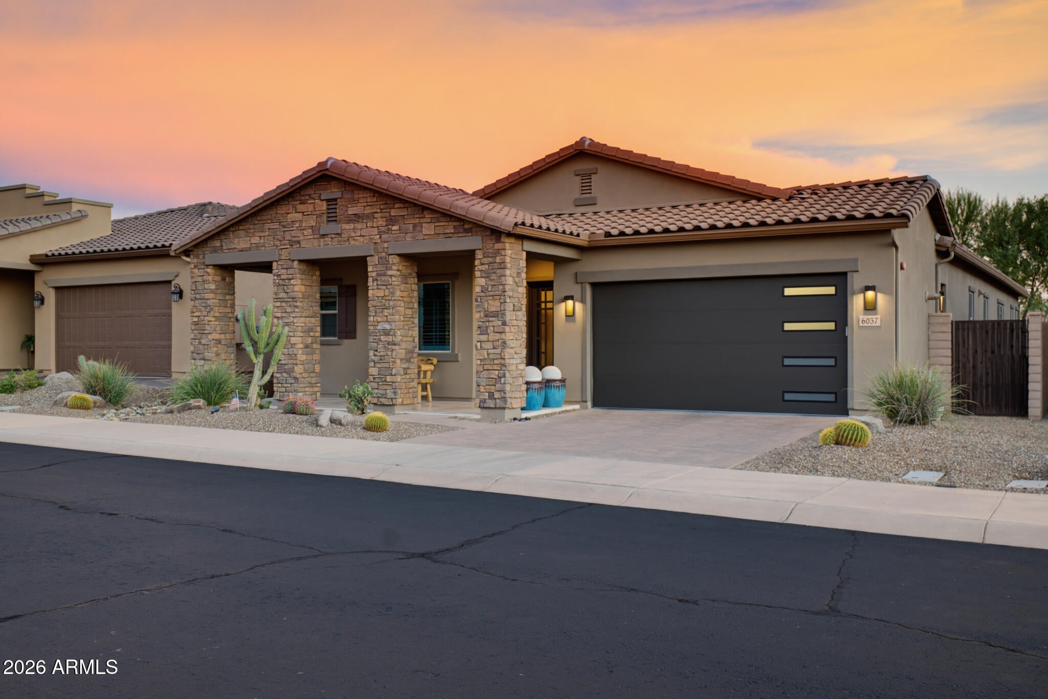 6037 E HASSAYAMPA Circle