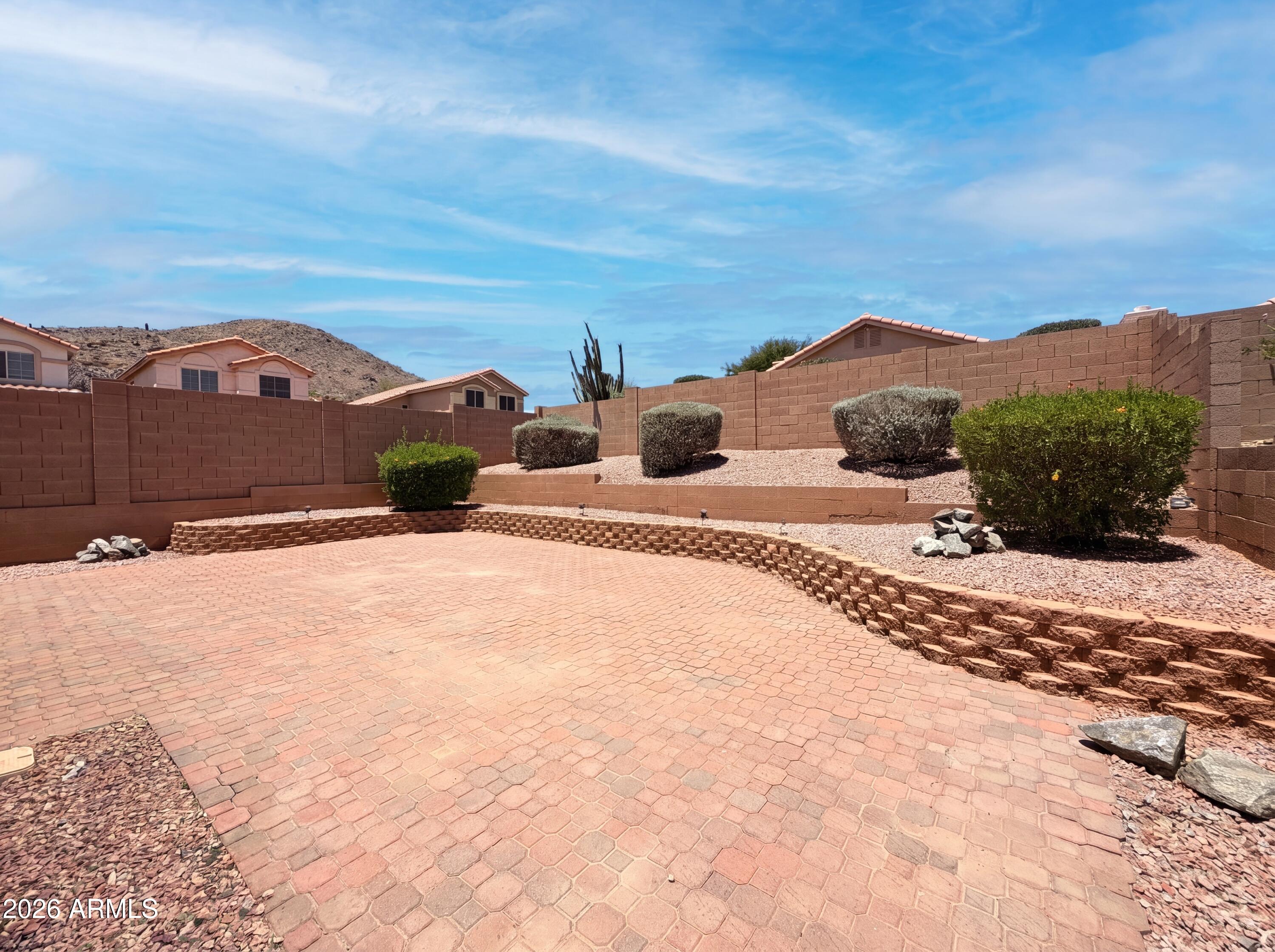 2018 E WINDSONG Drive