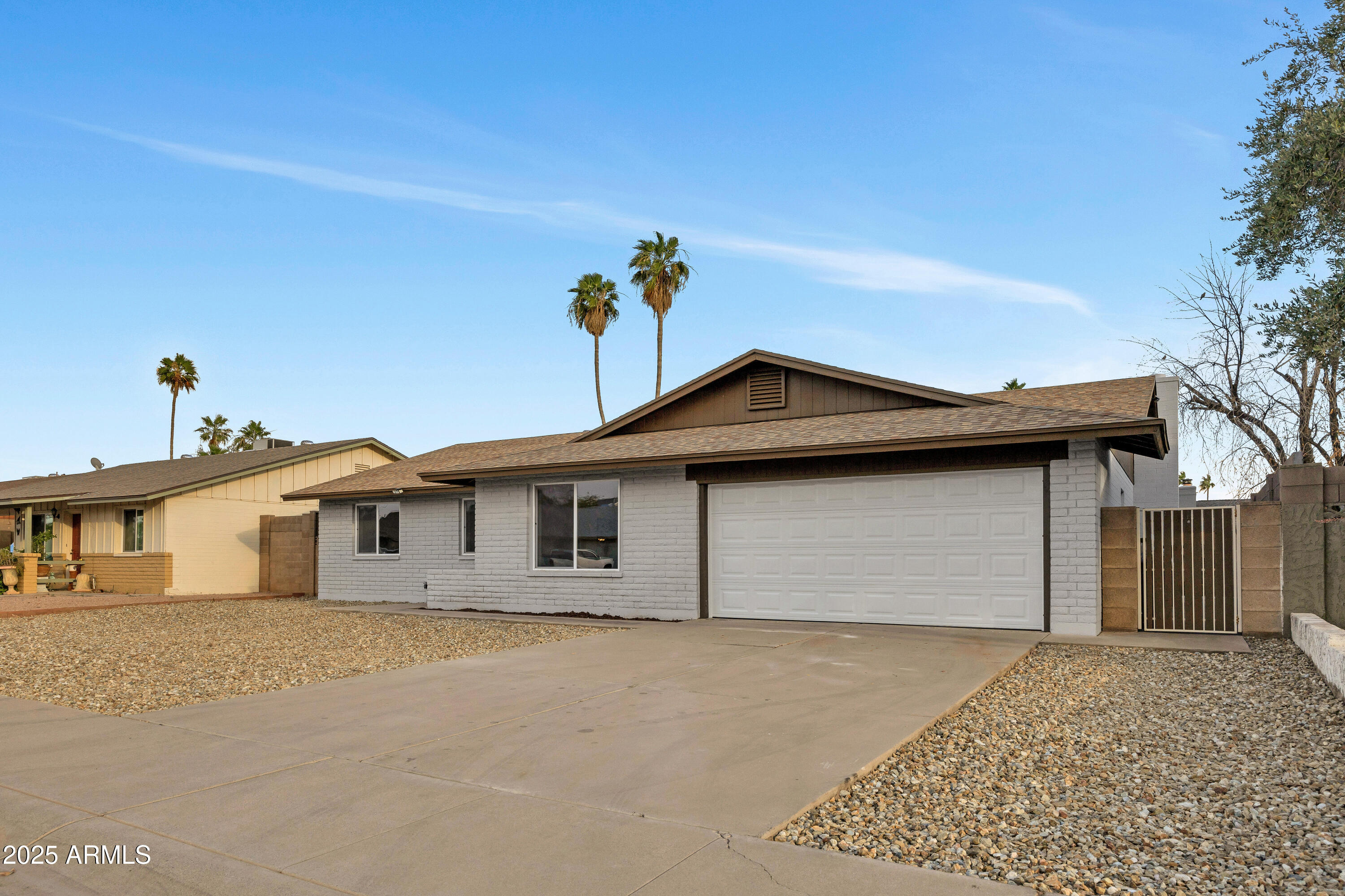 2123 E RADCLIFFE Drive