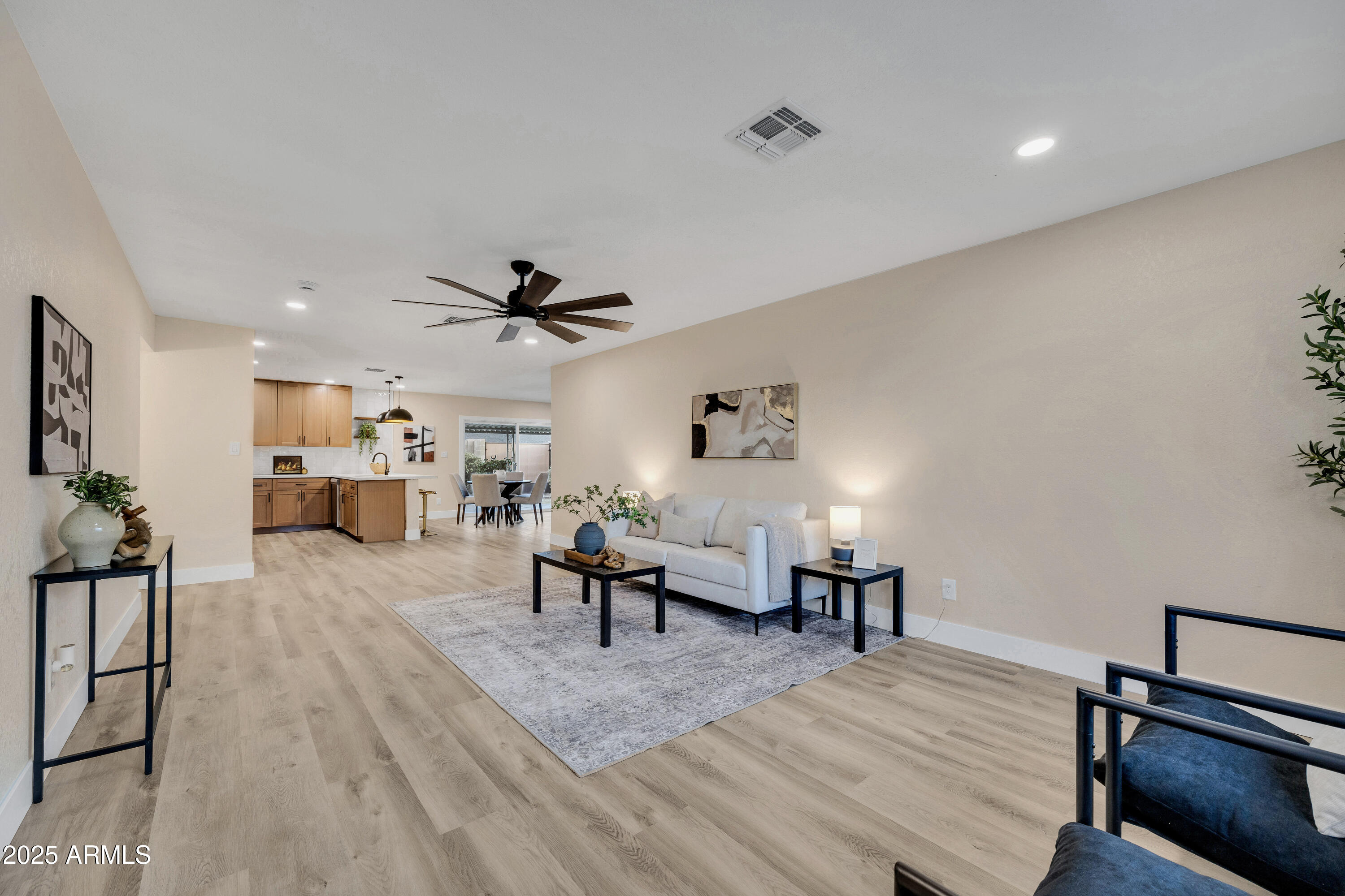 2123 E RADCLIFFE Drive