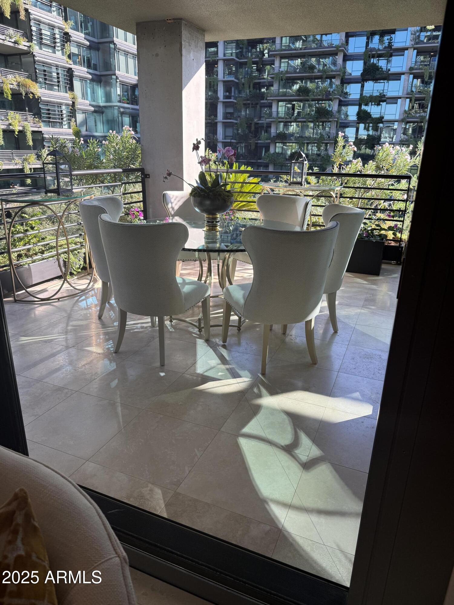 7120 E KIERLAND Boulevard 318