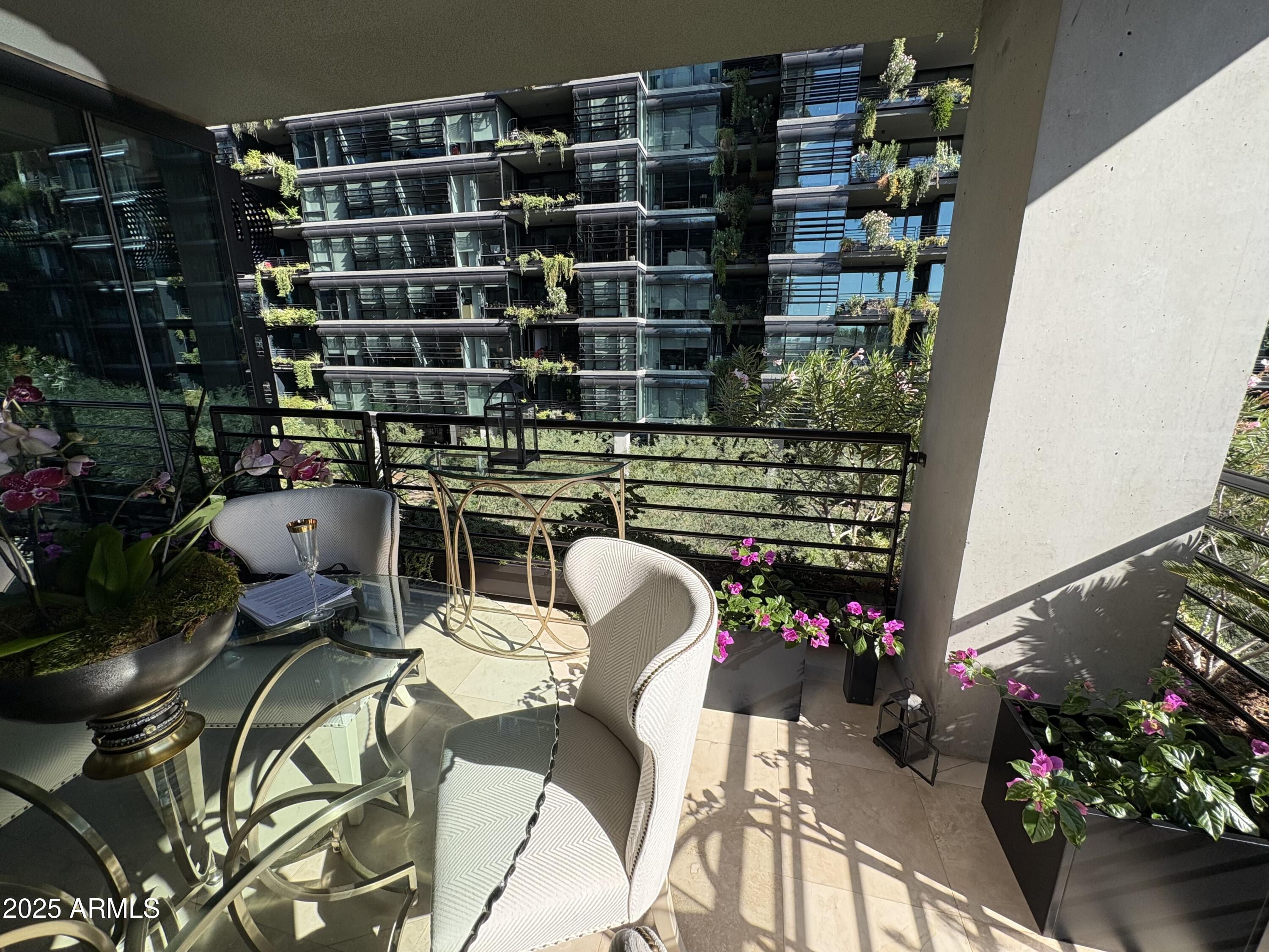 7120 E KIERLAND Boulevard 318