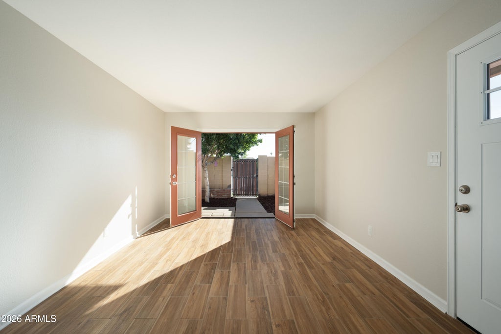 Photo of 948 S Alma School Road #136, Mesa, AZ 85210 (MLS # 7095142)