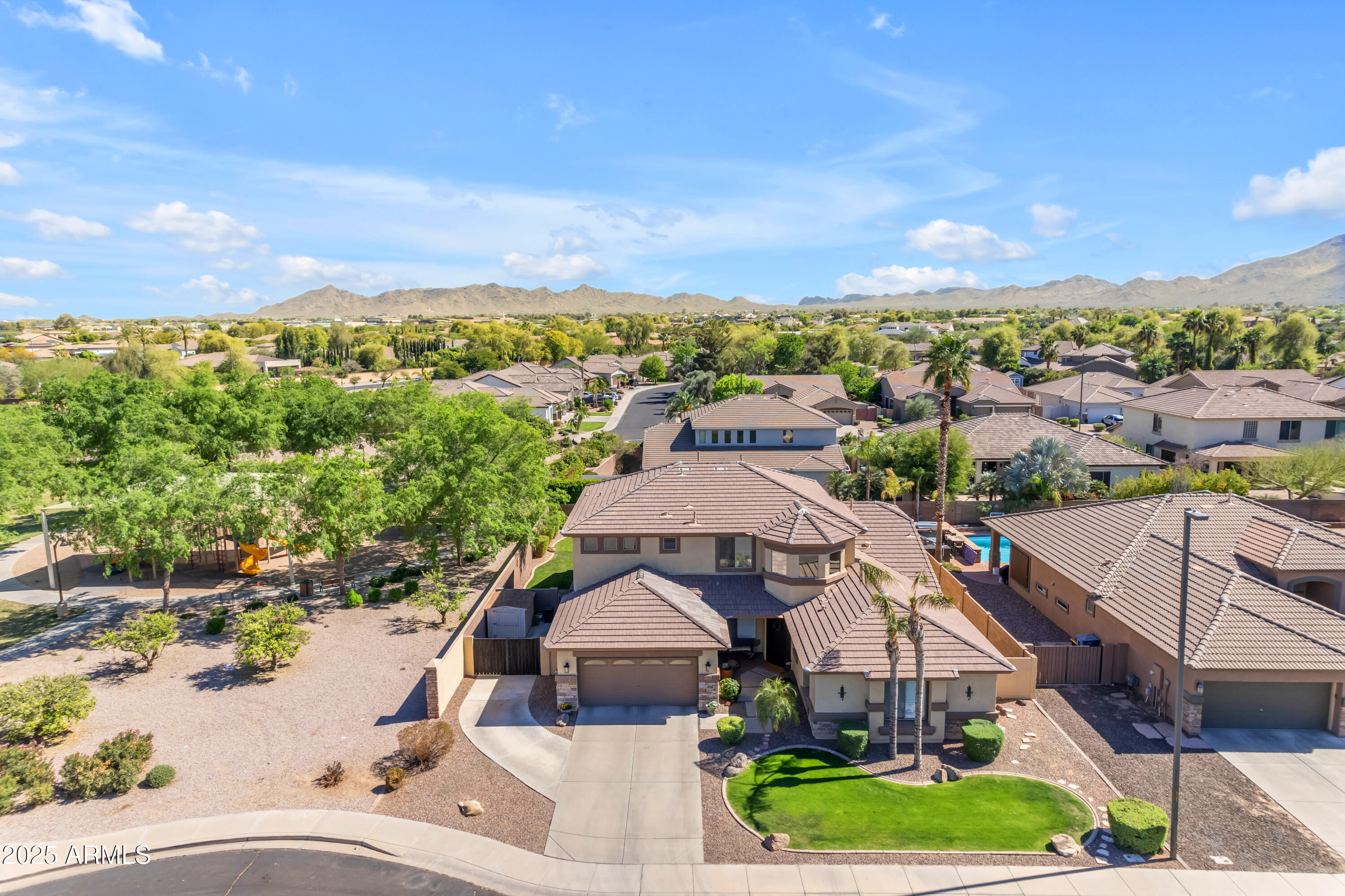 4455 E PALMDALE Lane