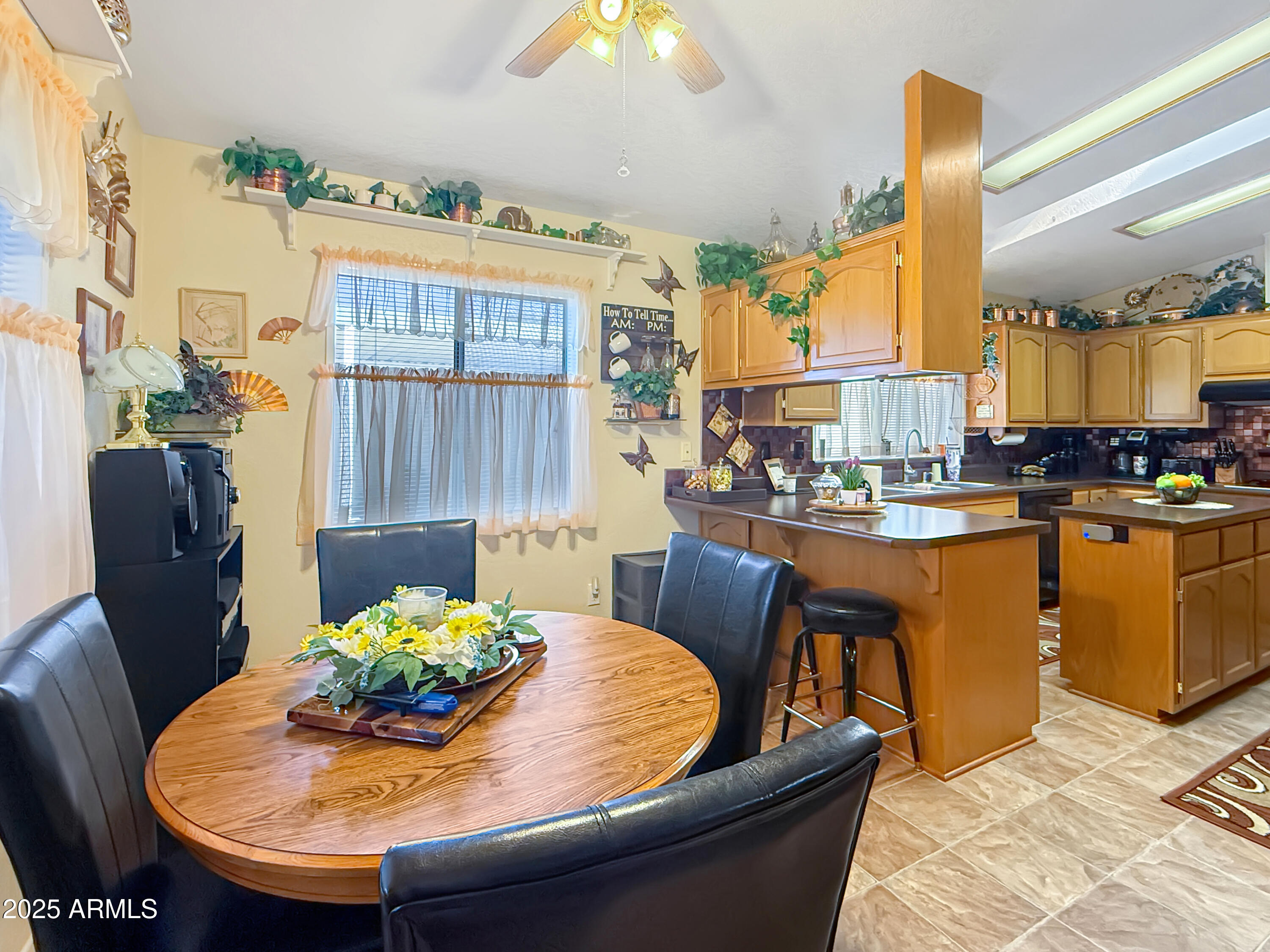 3700 S TOMAHAWK Road 102