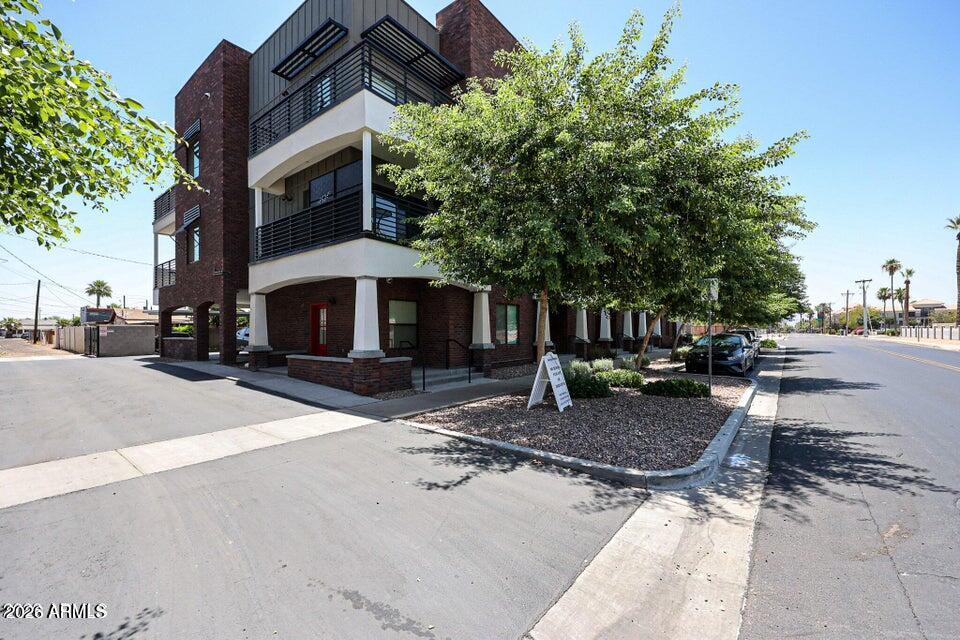 475 N 9TH Street 204