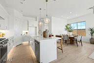 3618 E Roland Street