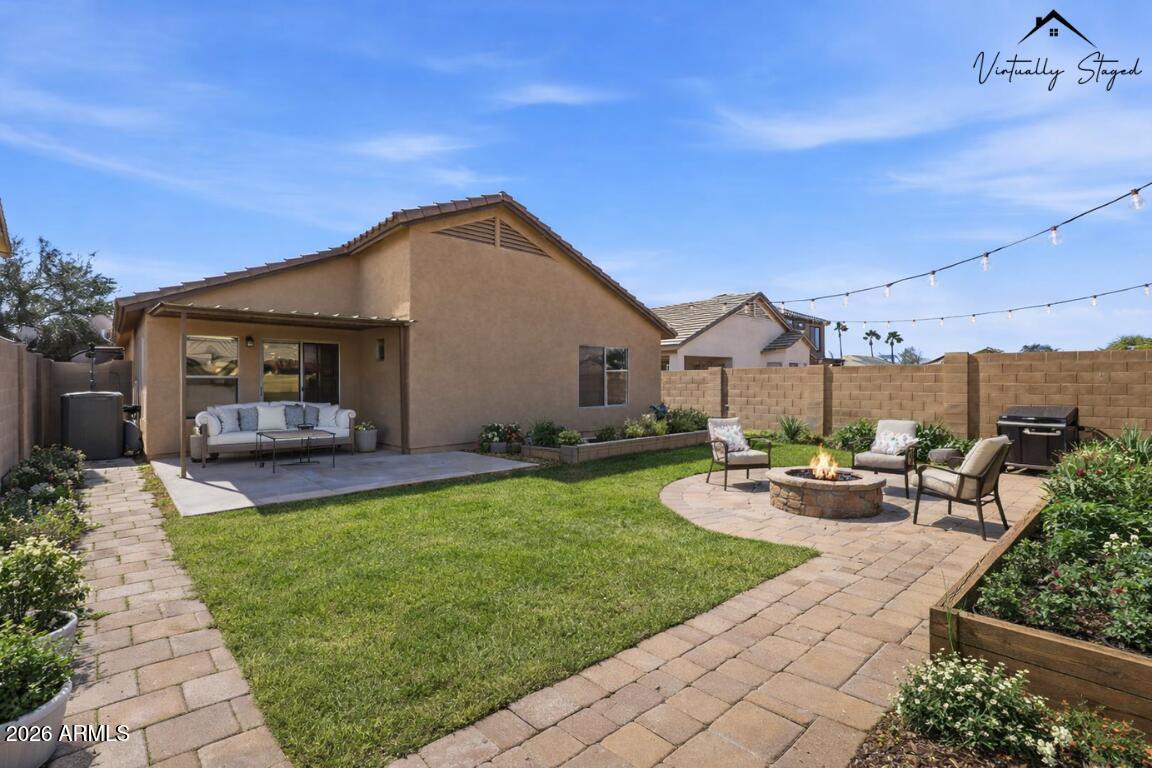 1272 W WILSON Avenue