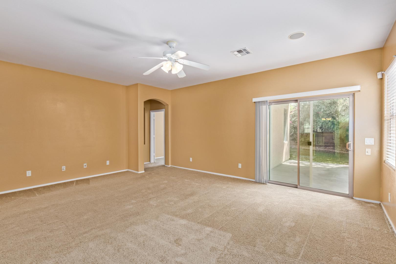 4091 S Vineyard Avenue