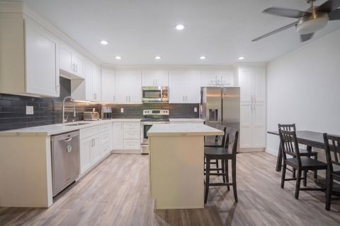 Photo of 5525 E Thomas Road #B7, Phoenix, AZ 85018 (MLS # 7020081)
