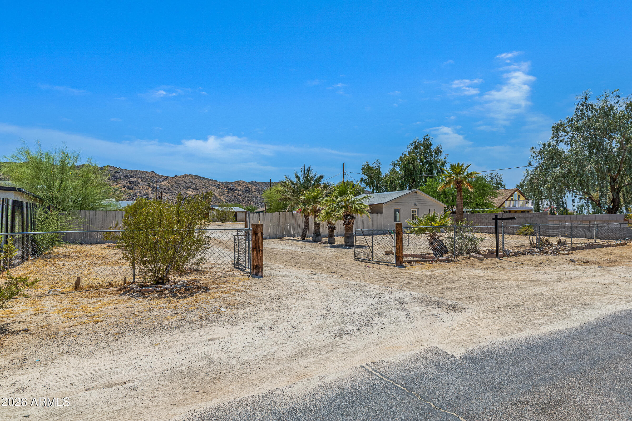 2241 E DESERT Lane