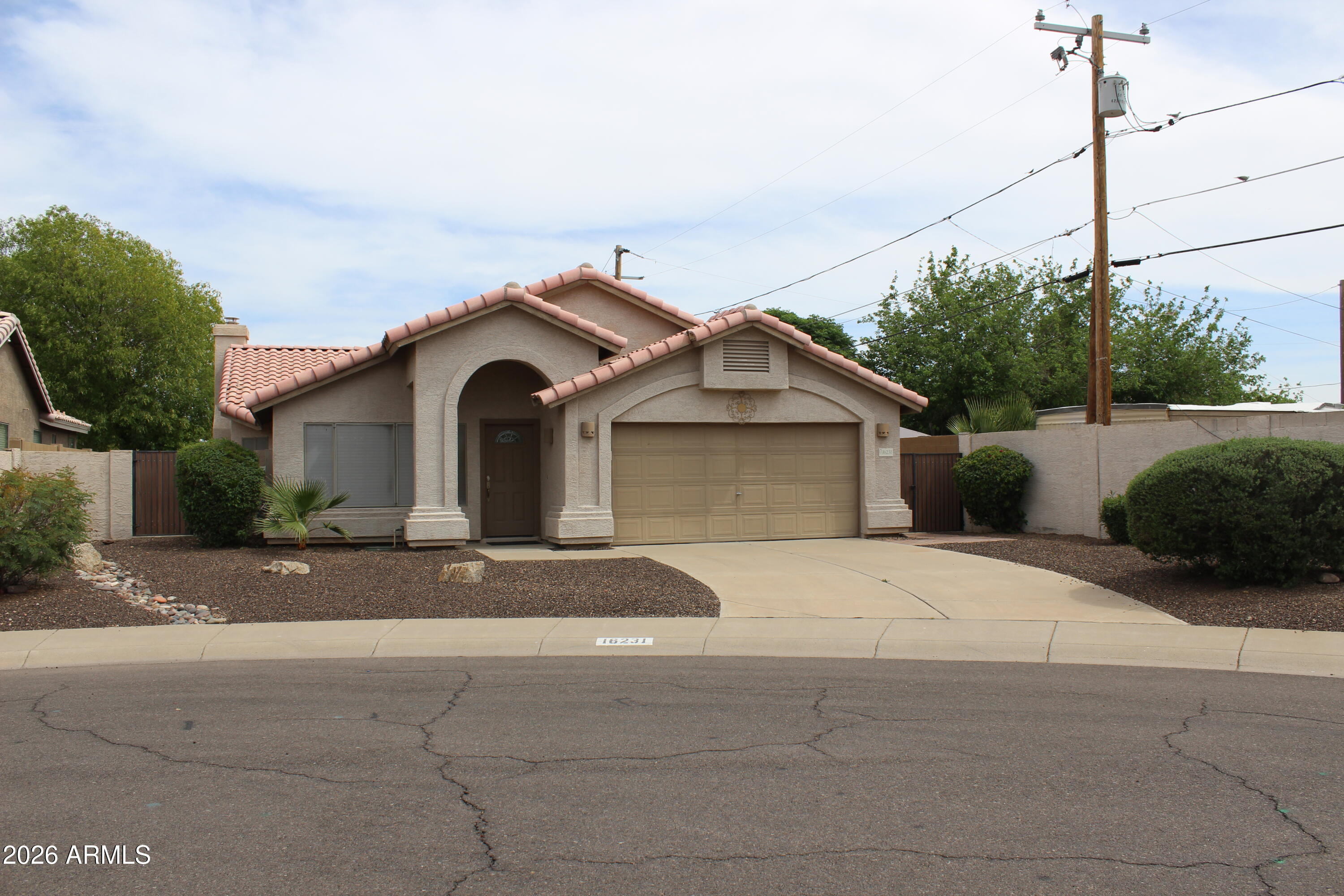 Single Level Cul-de-Sac Pool Home