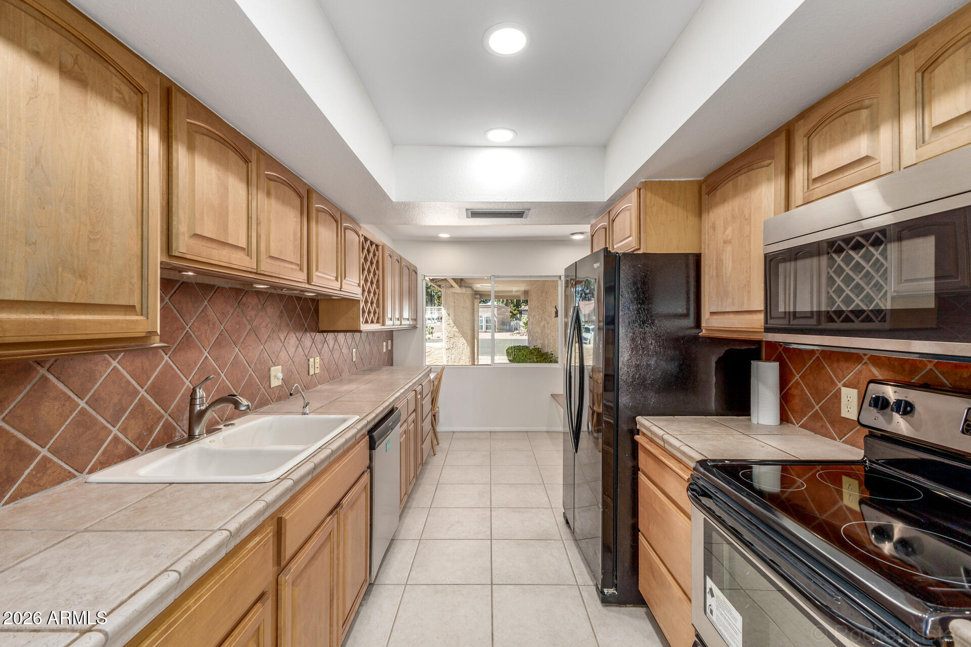 SUN LAKES - Residential
