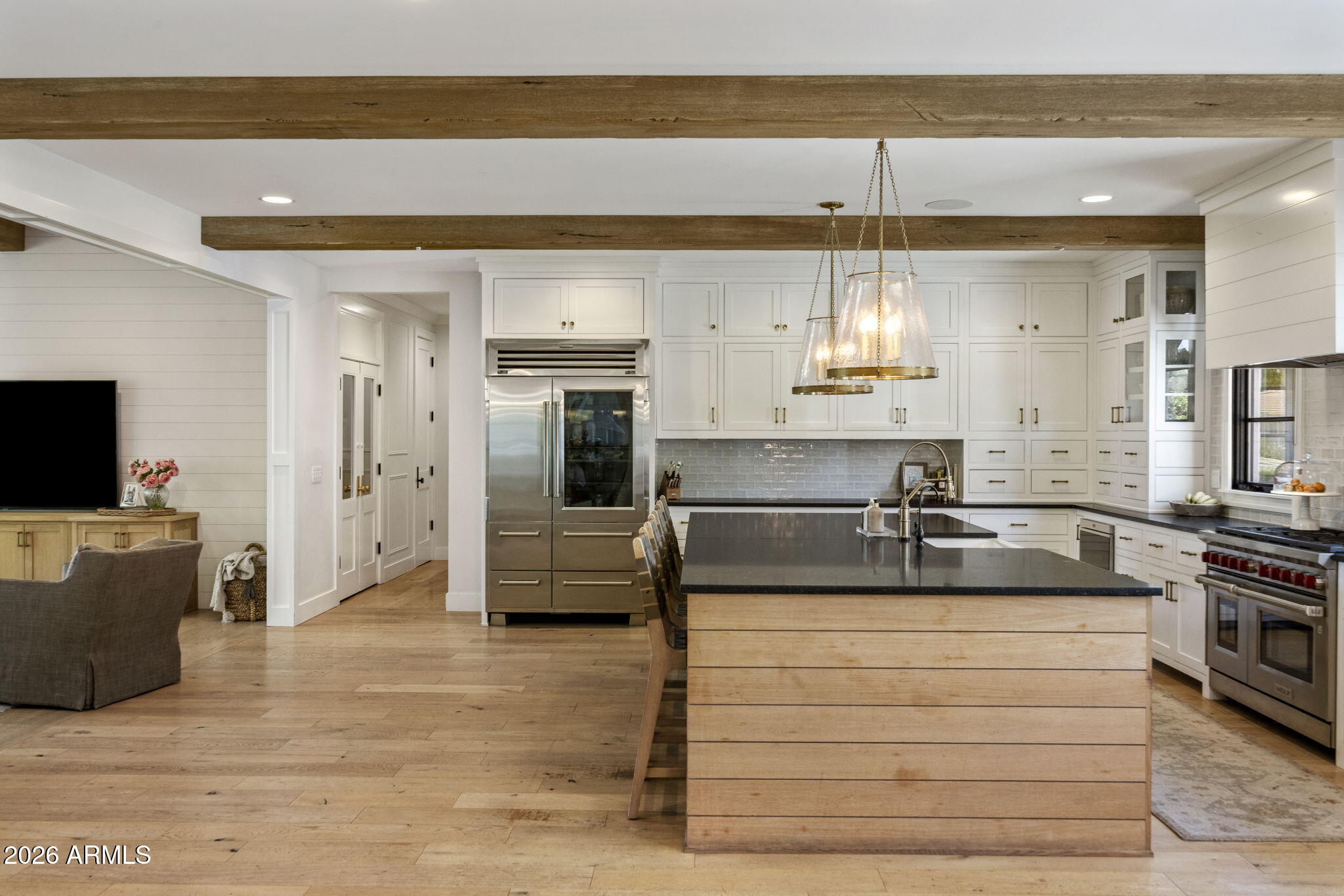 4455 E Calle Del Norte --