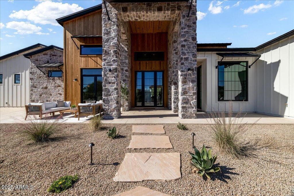 Photo of 12220 N 98th Street, Scottsdale, AZ 85260 (MLS # 6943309)