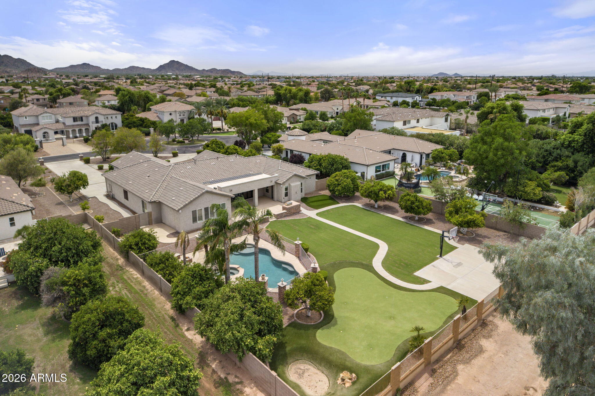 3410 E VALLEJO Court