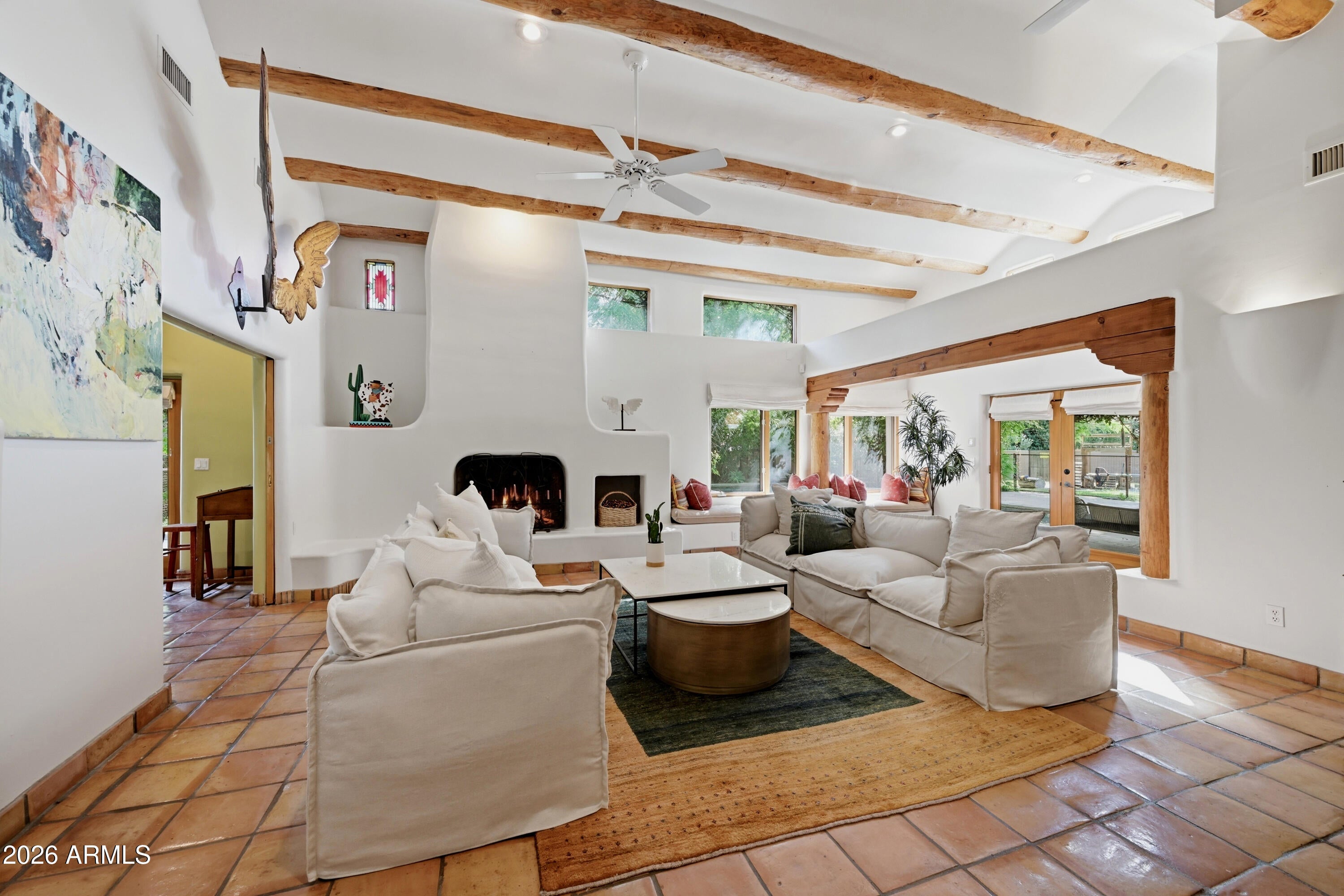 6112 E MOCKINGBIRD Lane