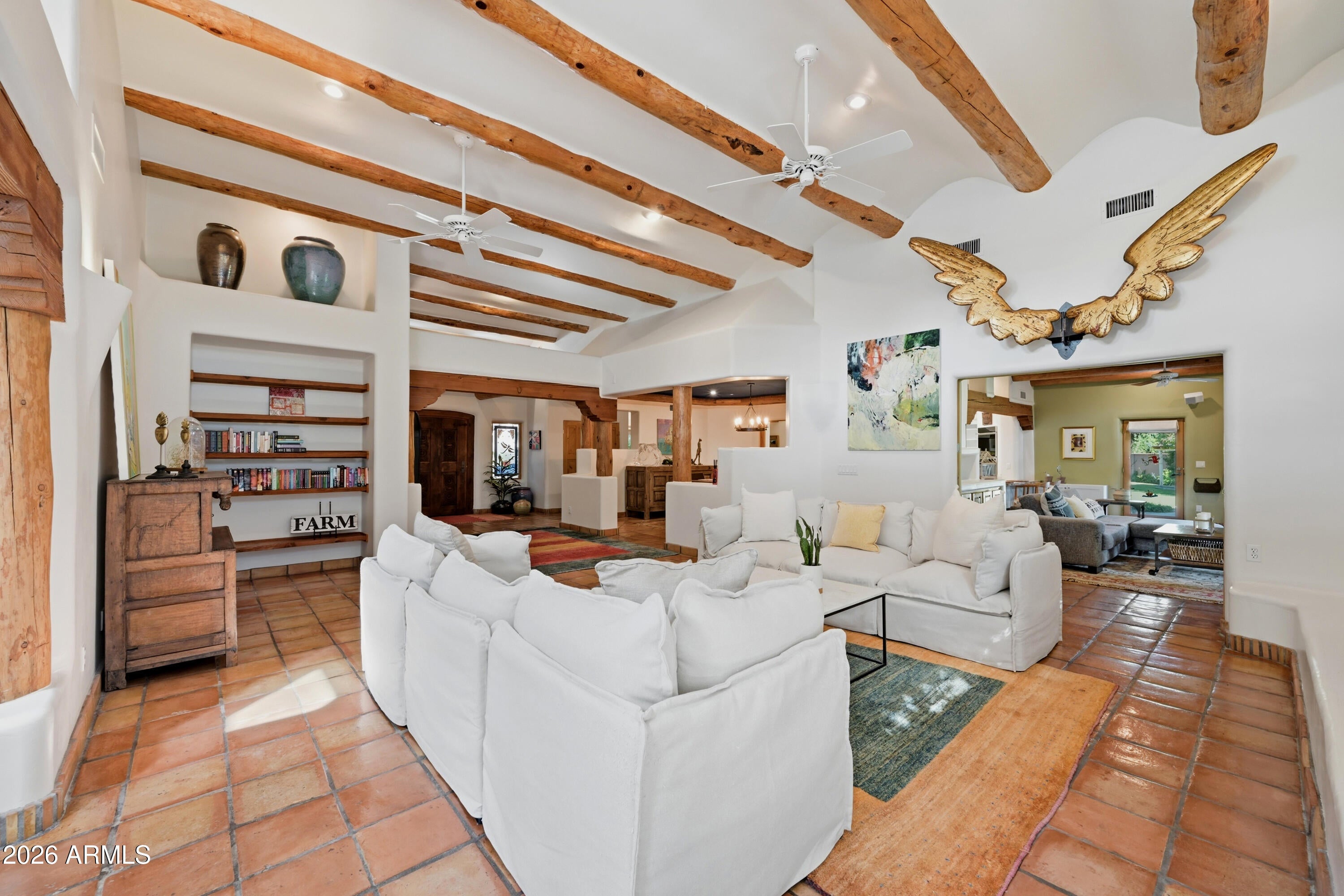 6112 E MOCKINGBIRD Lane